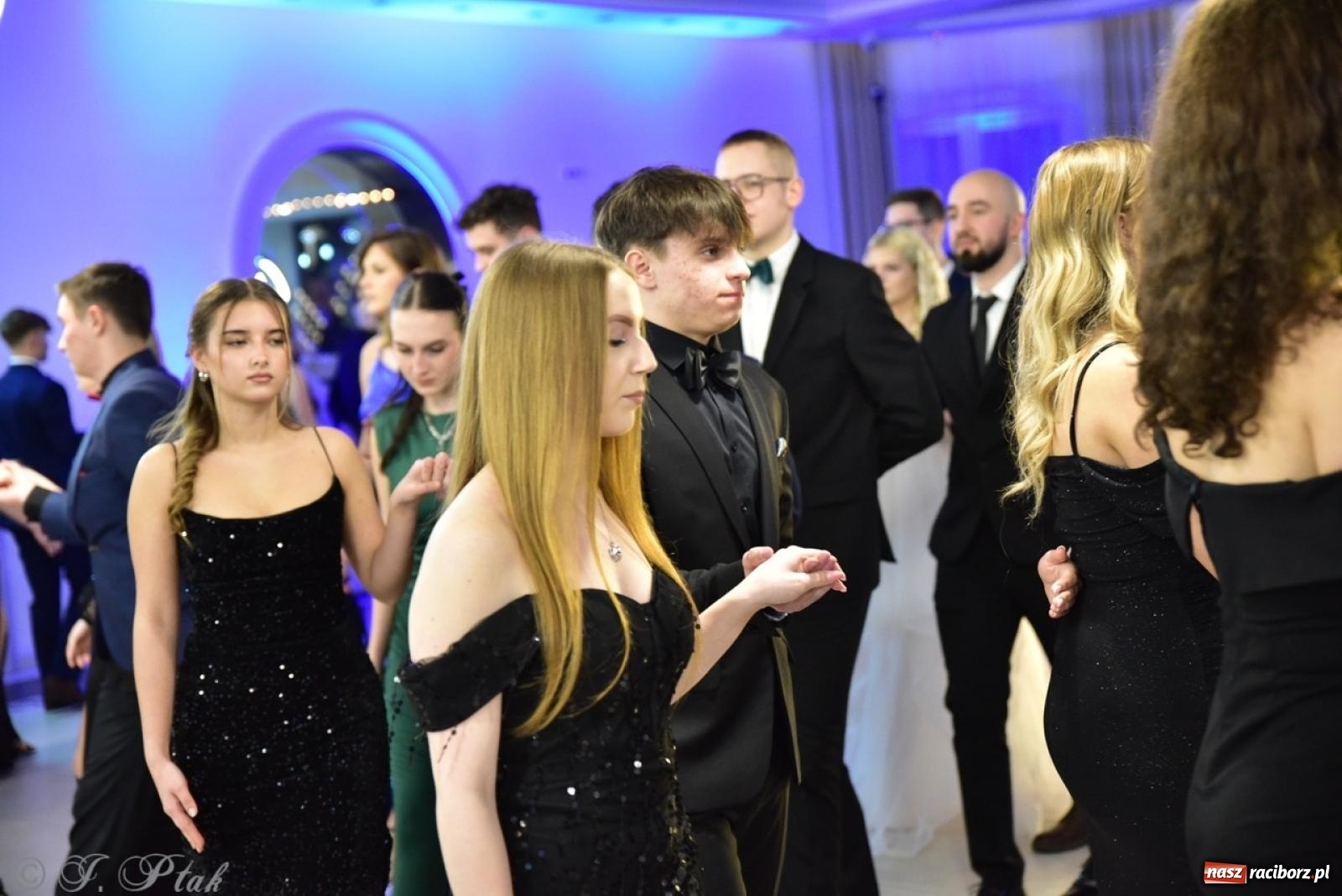 Zdjęcie w galerii na portalu naszraciborz.pl: Studniówka ZSOMS w Raciborzu na bis! [FOTO] wiadomości z regionu