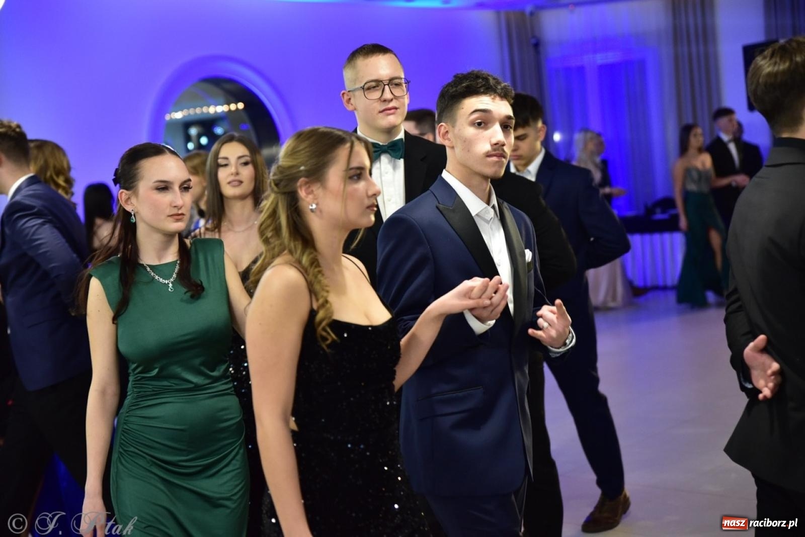 Zdjęcie w galerii na portalu naszraciborz.pl: Studniówka ZSOMS w Raciborzu na bis! [FOTO] wiadomości z regionu