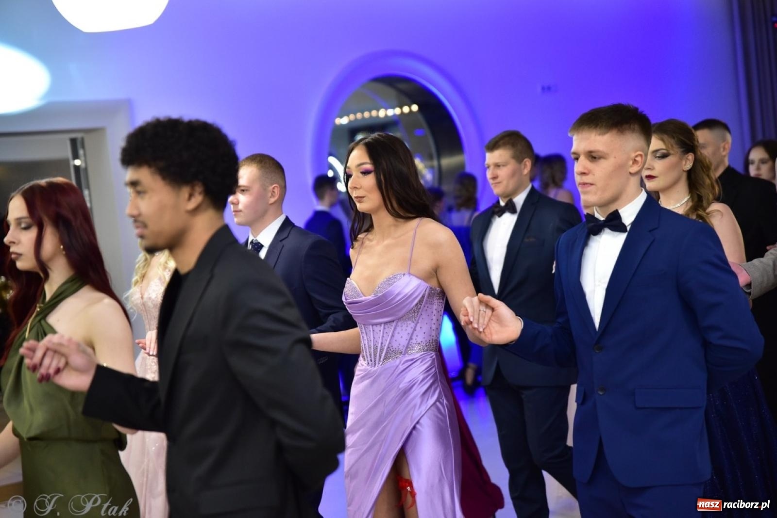 Zdjęcie w galerii na portalu naszraciborz.pl: Studniówka ZSOMS w Raciborzu na bis! [FOTO] wiadomości z regionu