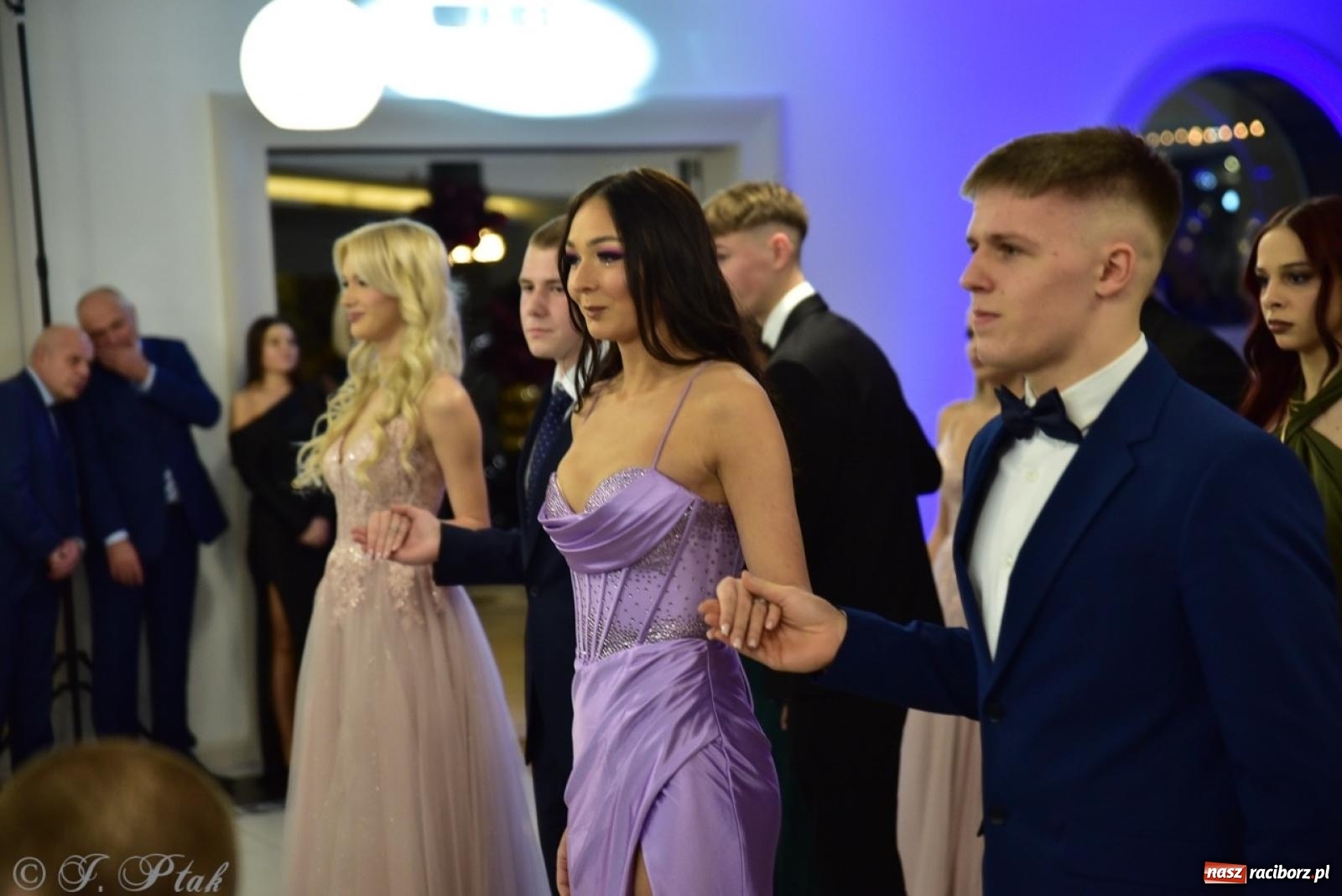 Zdjęcie w galerii na portalu naszraciborz.pl: Studniówka ZSOMS w Raciborzu na bis! [FOTO] wiadomości z regionu