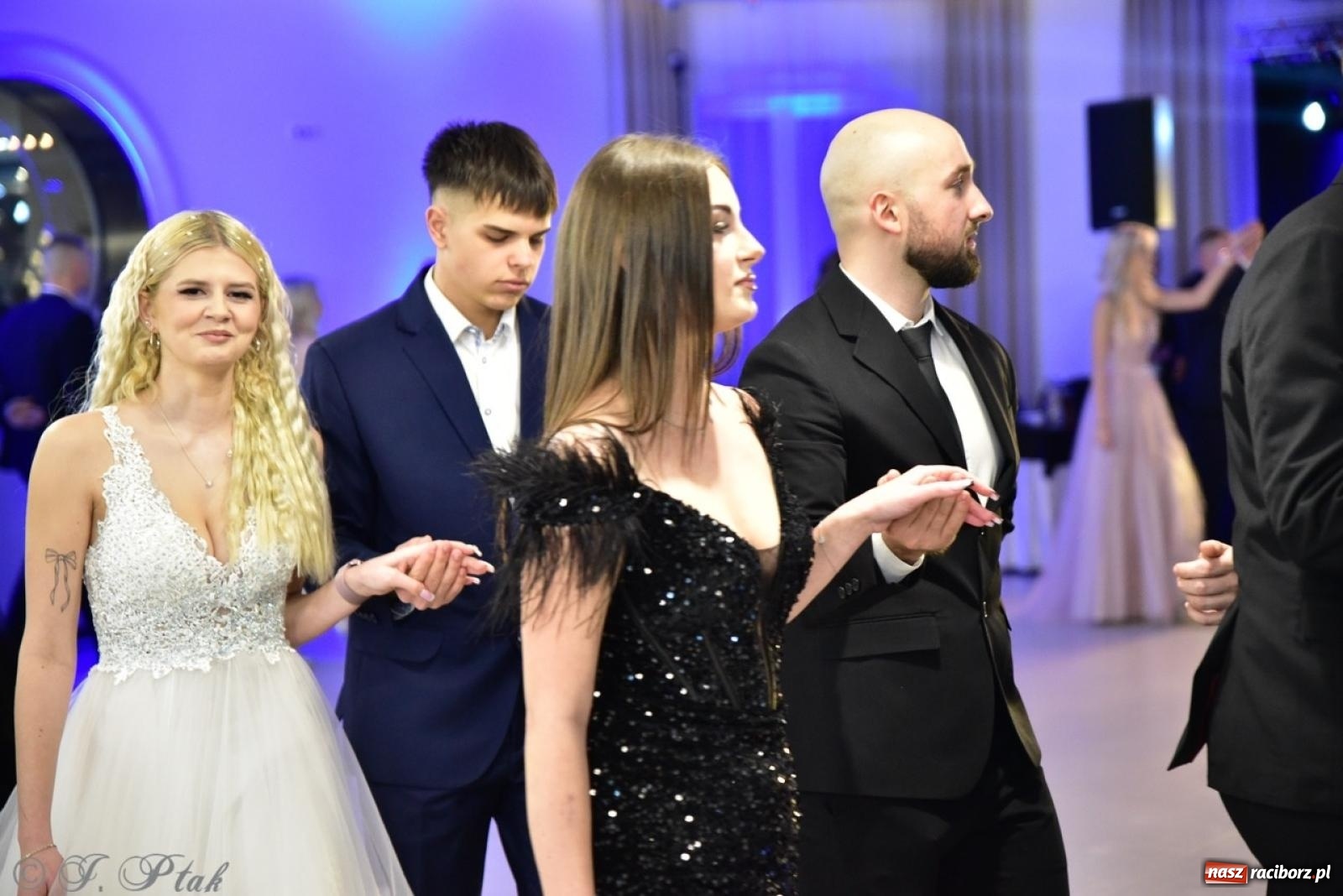 Zdjęcie w galerii na portalu naszraciborz.pl: Studniówka ZSOMS w Raciborzu na bis! [FOTO] wiadomości z regionu