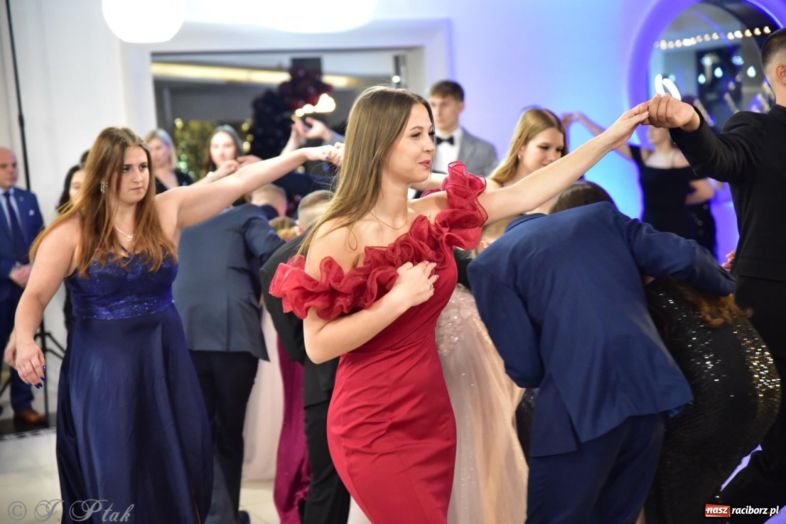 Zdjęcie w galerii na portalu naszraciborz.pl: Studniówka ZSOMS w Raciborzu na bis! [FOTO] wiadomości z regionu