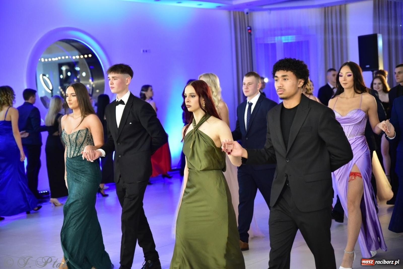 Zdjęcie w galerii na portalu naszraciborz.pl: Studniówka ZSOMS w Raciborzu na bis! [FOTO] wiadomości z regionu