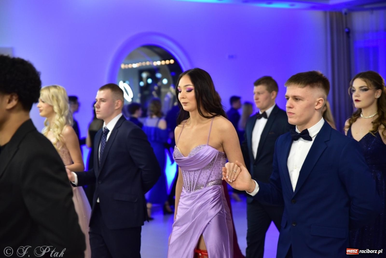 Zdjęcie w galerii na portalu naszraciborz.pl: Studniówka ZSOMS w Raciborzu na bis! [FOTO] wiadomości z regionu