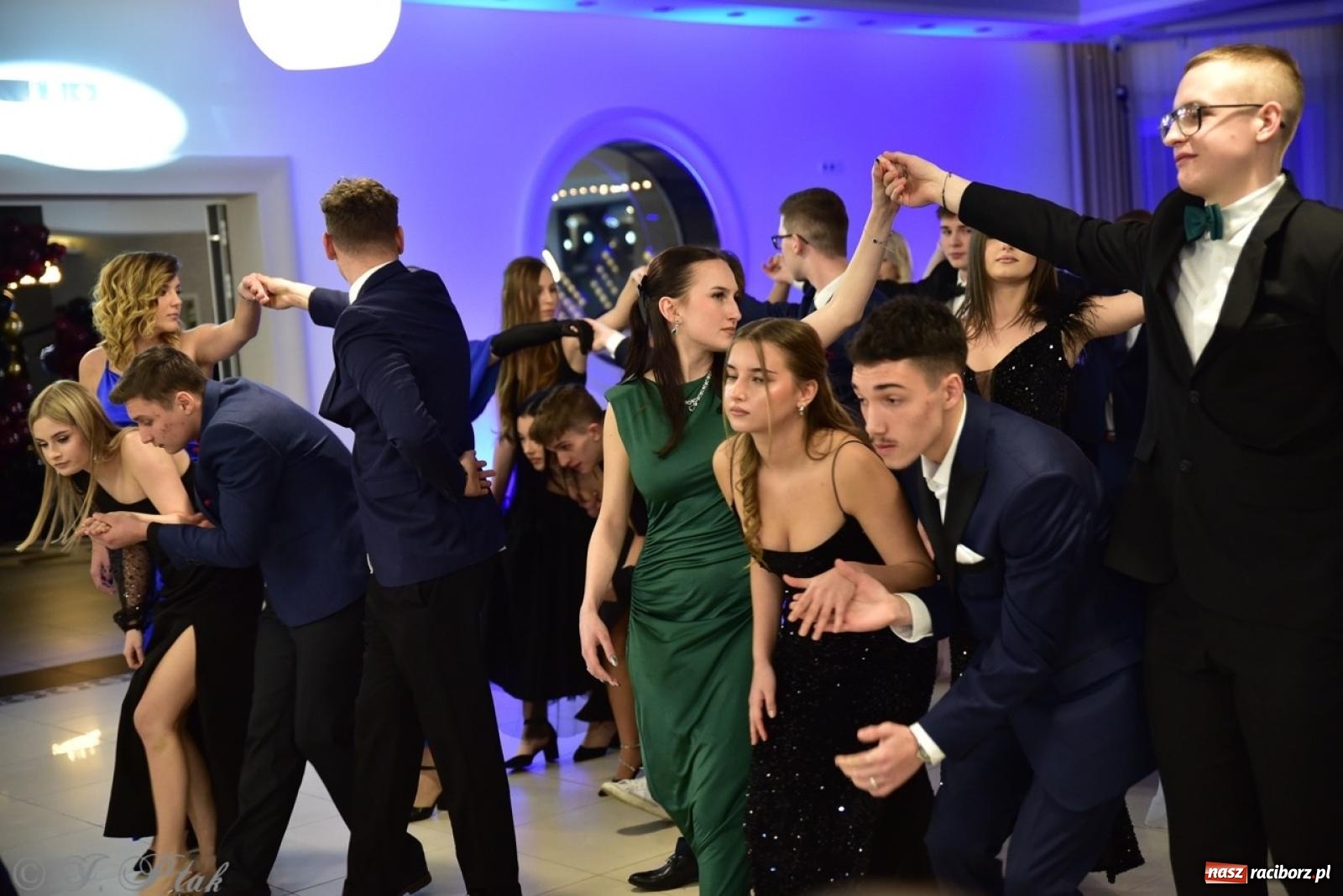 Zdjęcie w galerii na portalu naszraciborz.pl: Studniówka ZSOMS w Raciborzu na bis! [FOTO] wiadomości z regionu