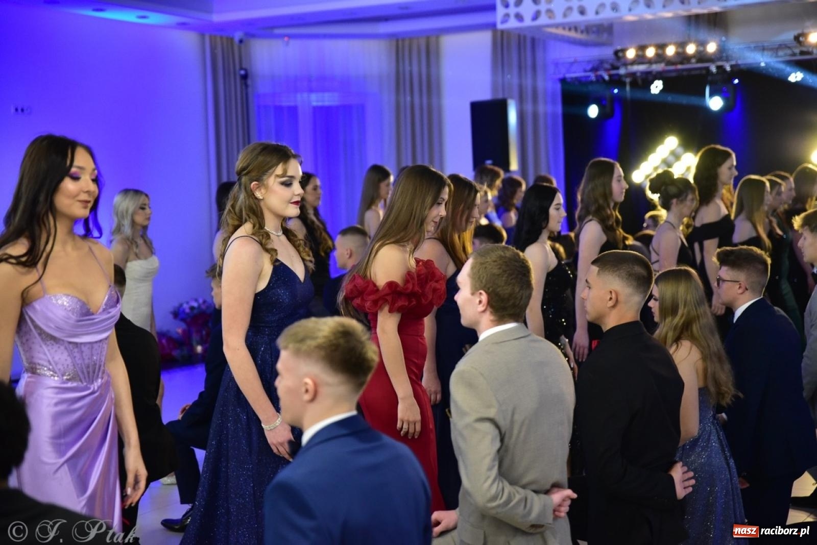 Zdjęcie w galerii na portalu naszraciborz.pl: Studniówka ZSOMS w Raciborzu na bis! [FOTO] wiadomości z regionu