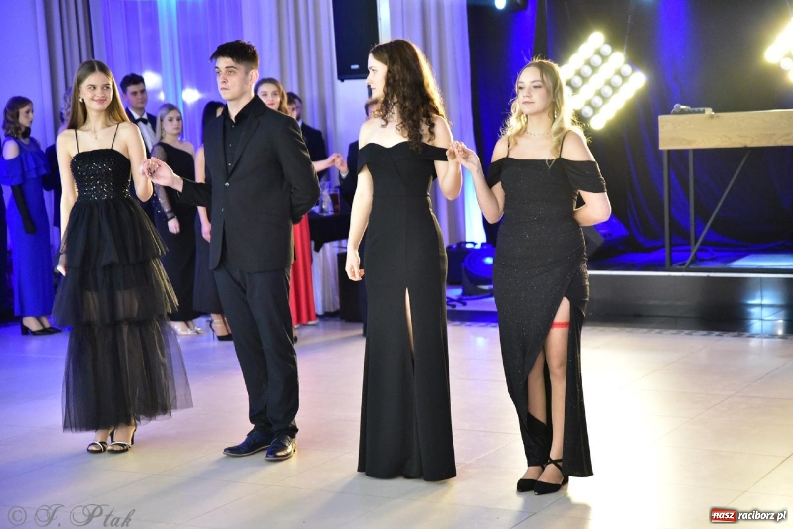 Zdjęcie w galerii na portalu naszraciborz.pl: Studniówka ZSOMS w Raciborzu na bis! [FOTO] wiadomości z regionu