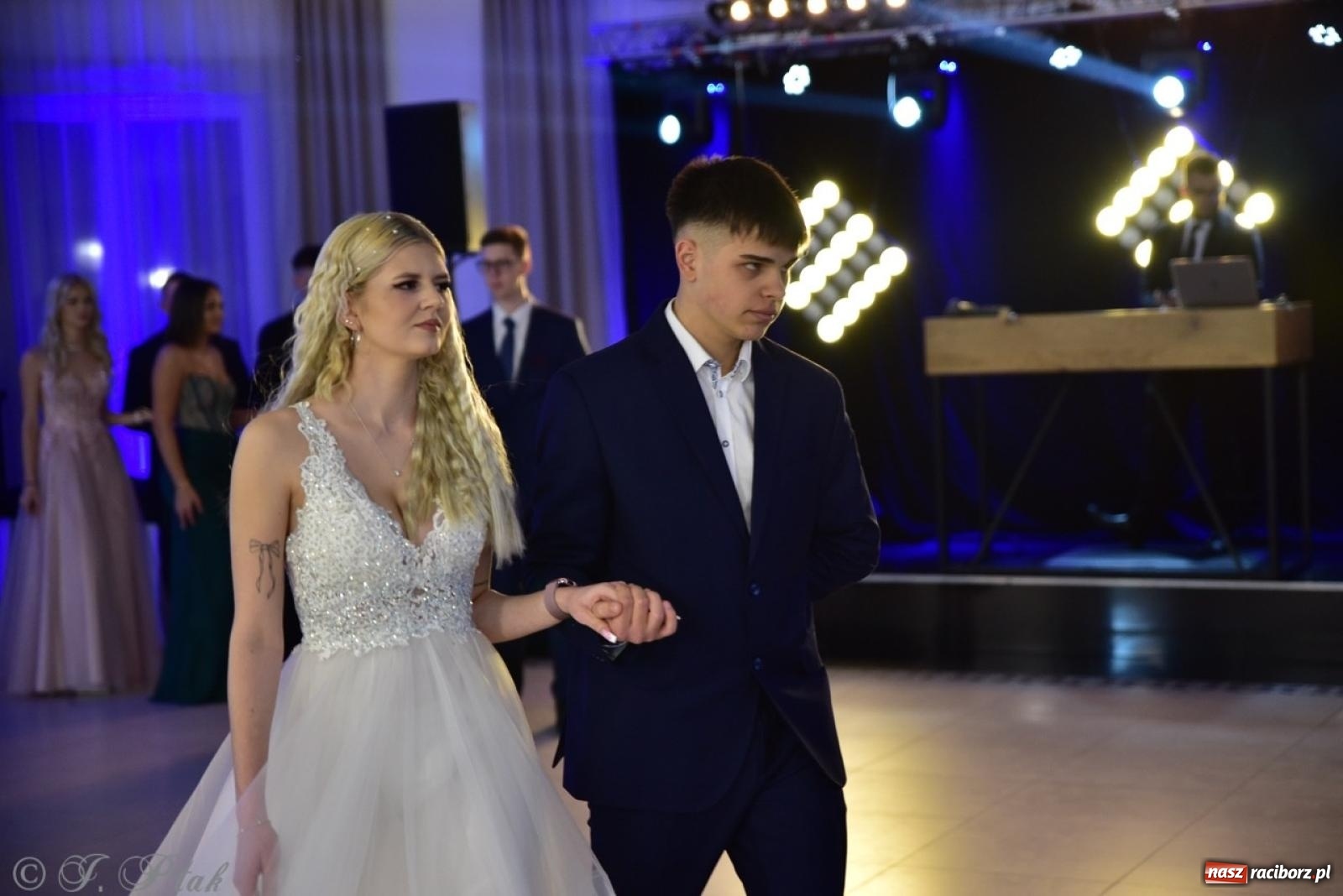 Zdjęcie w galerii na portalu naszraciborz.pl: Studniówka ZSOMS w Raciborzu na bis! [FOTO] wiadomości z regionu