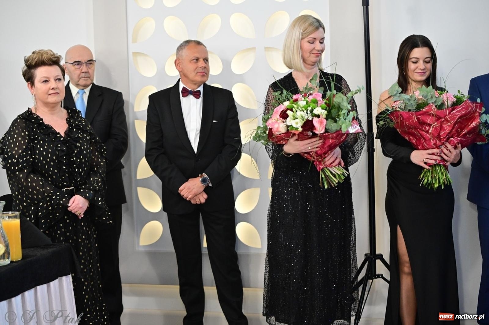 Zdjęcie w galerii na portalu naszraciborz.pl: Studniówka ZSOMS w Raciborzu na bis! [FOTO] wiadomości z regionu