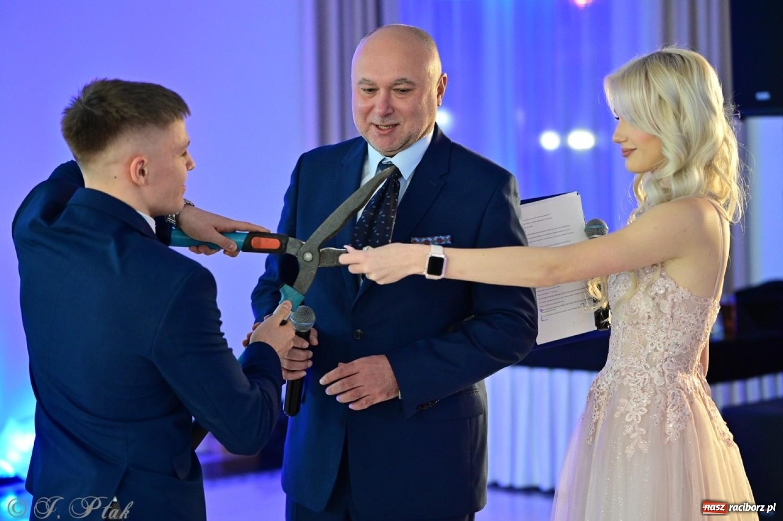 Zdjęcie w galerii na portalu naszraciborz.pl: Studniówka ZSOMS w Raciborzu na bis! [FOTO] wiadomości z regionu