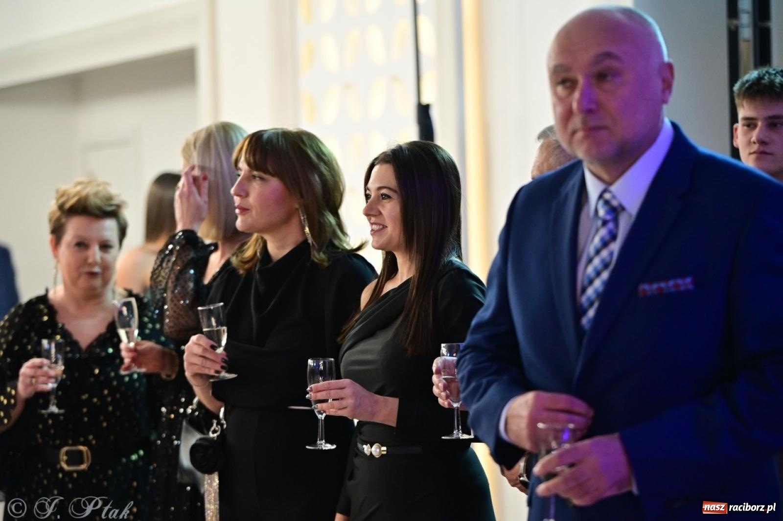 Zdjęcie w galerii na portalu naszraciborz.pl: Studniówka ZSOMS w Raciborzu na bis! [FOTO] wiadomości z regionu