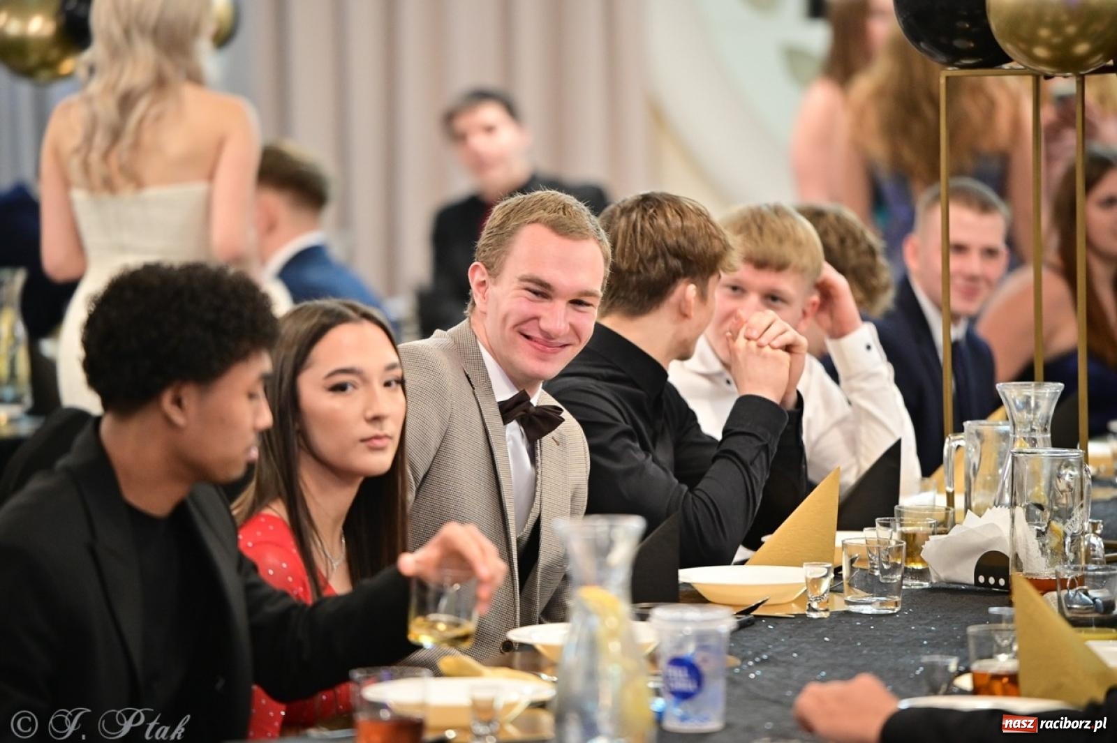 Zdjęcie w galerii na portalu naszraciborz.pl: Studniówka ZSOMS w Raciborzu na bis! [FOTO] wiadomości z regionu