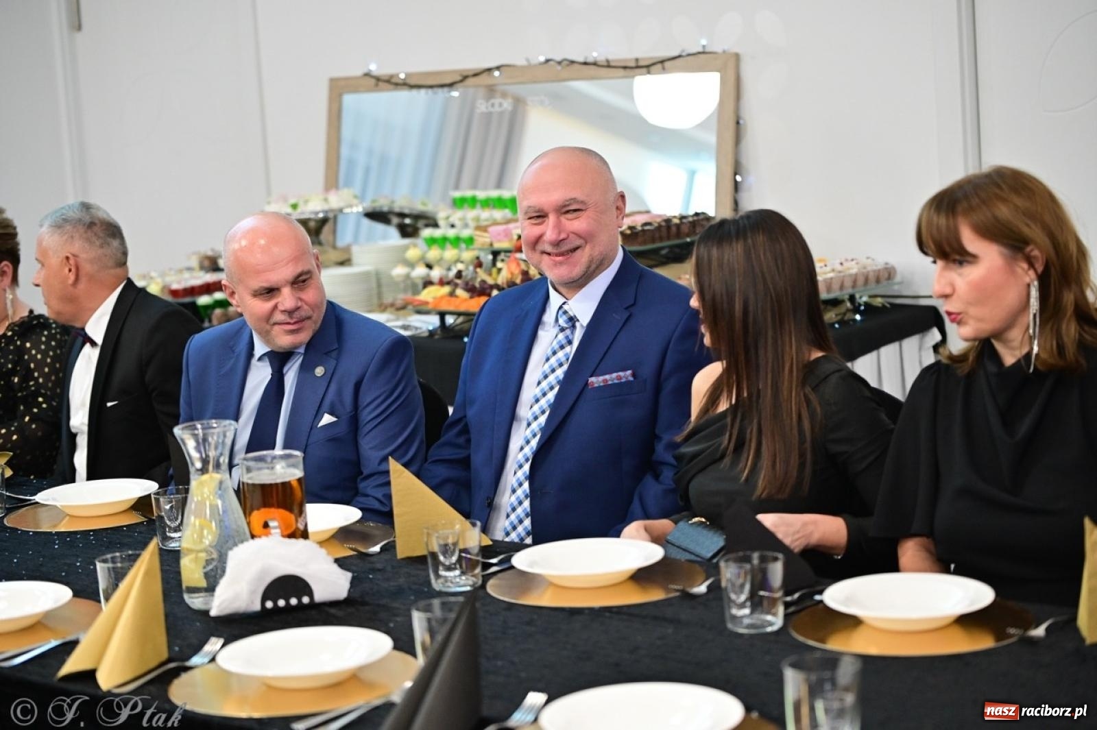 Zdjęcie w galerii na portalu naszraciborz.pl: Studniówka ZSOMS w Raciborzu na bis! [FOTO] wiadomości z regionu