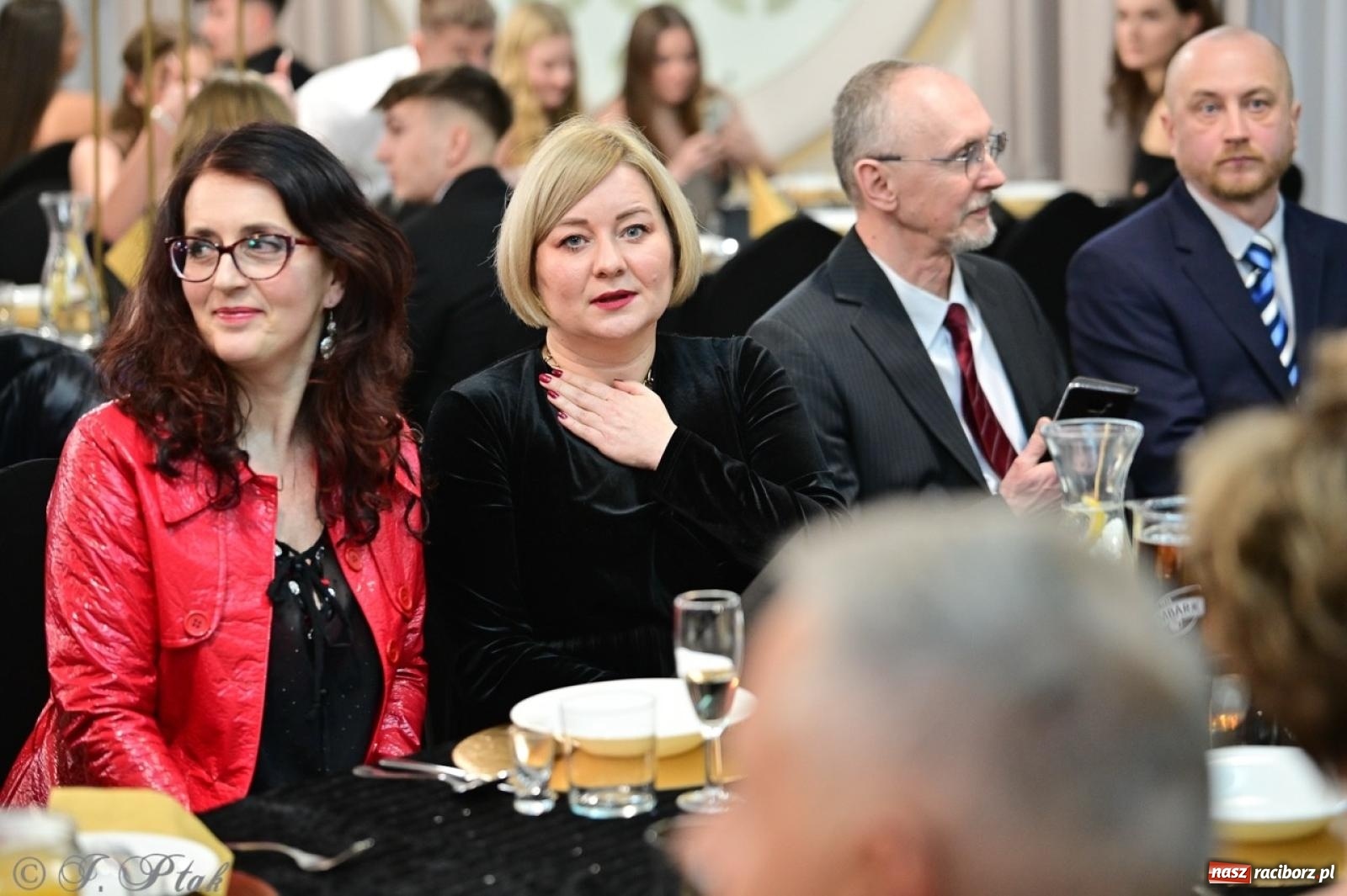 Zdjęcie w galerii na portalu naszraciborz.pl: Studniówka ZSOMS w Raciborzu na bis! [FOTO] wiadomości z regionu