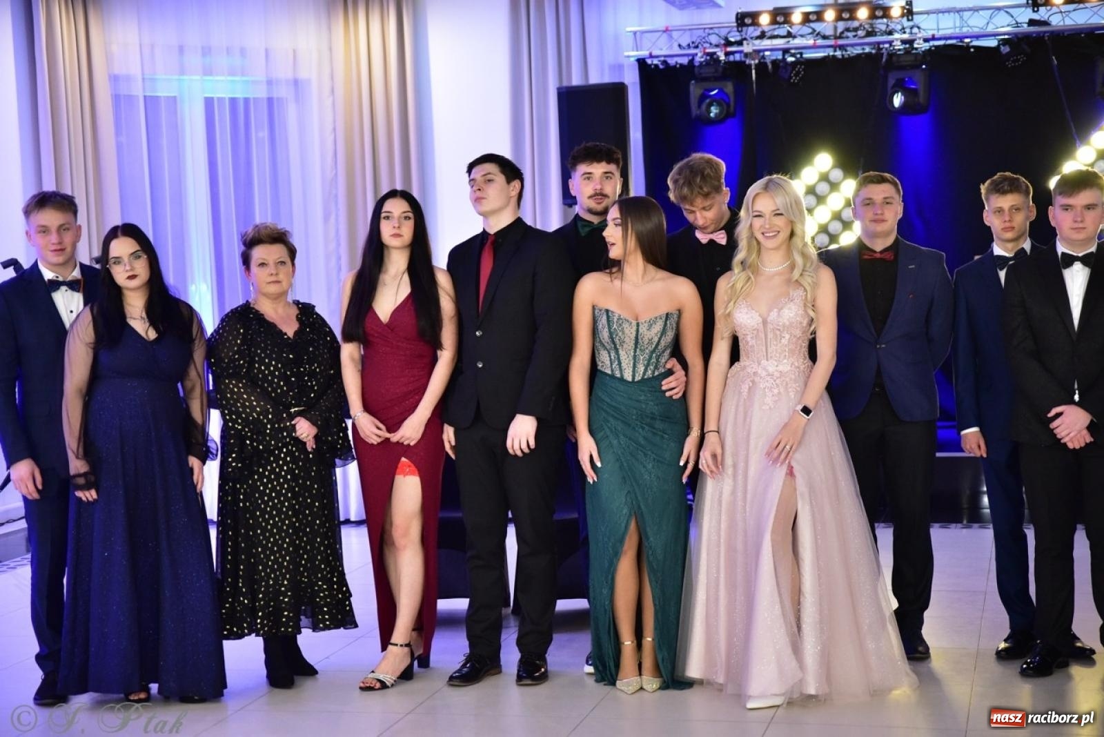 Zdjęcie w galerii na portalu naszraciborz.pl: Studniówka ZSOMS w Raciborzu na bis! [FOTO] wiadomości z regionu