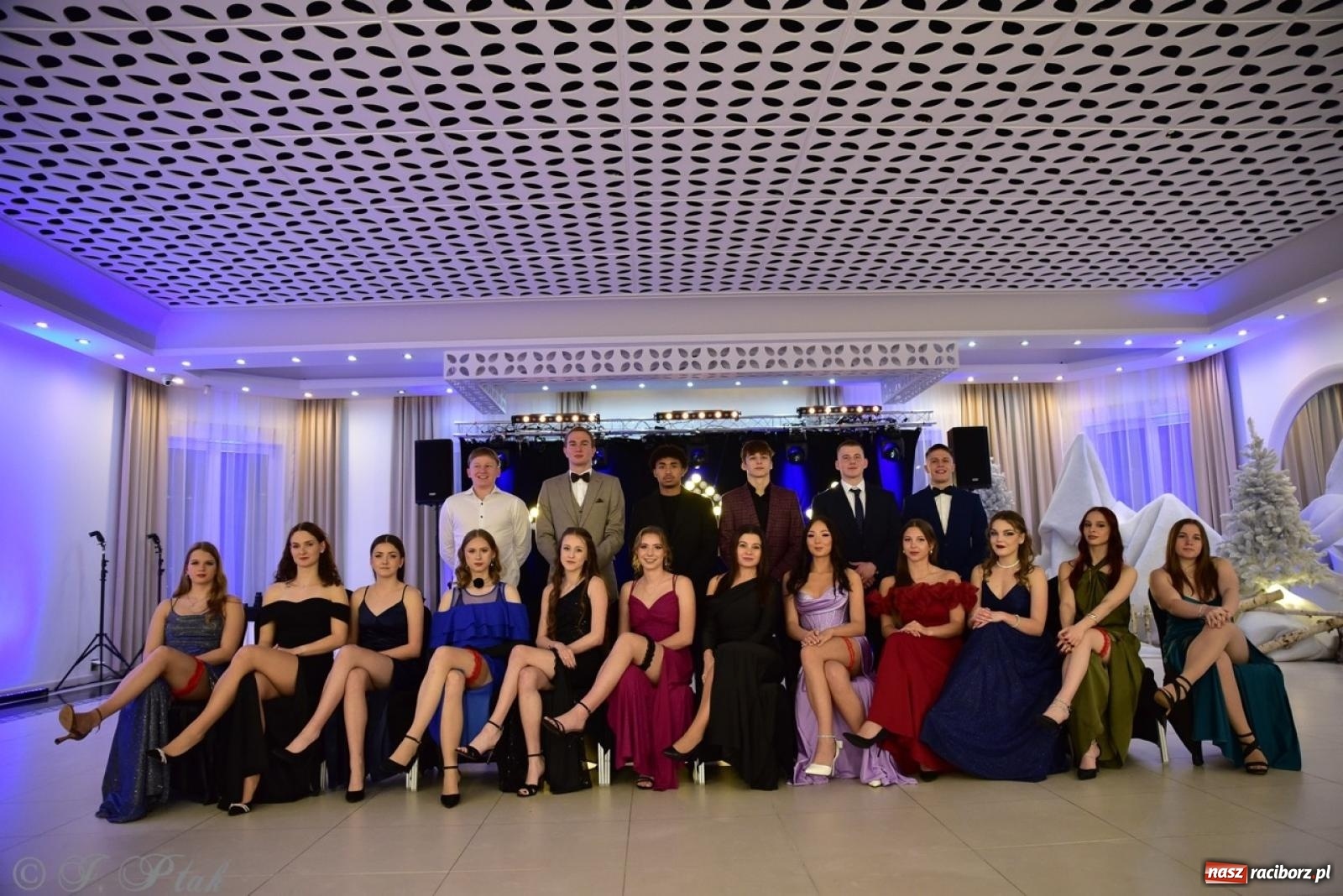 Zdjęcie w galerii na portalu naszraciborz.pl: Studniówka ZSOMS w Raciborzu na bis! [FOTO] wiadomości z regionu