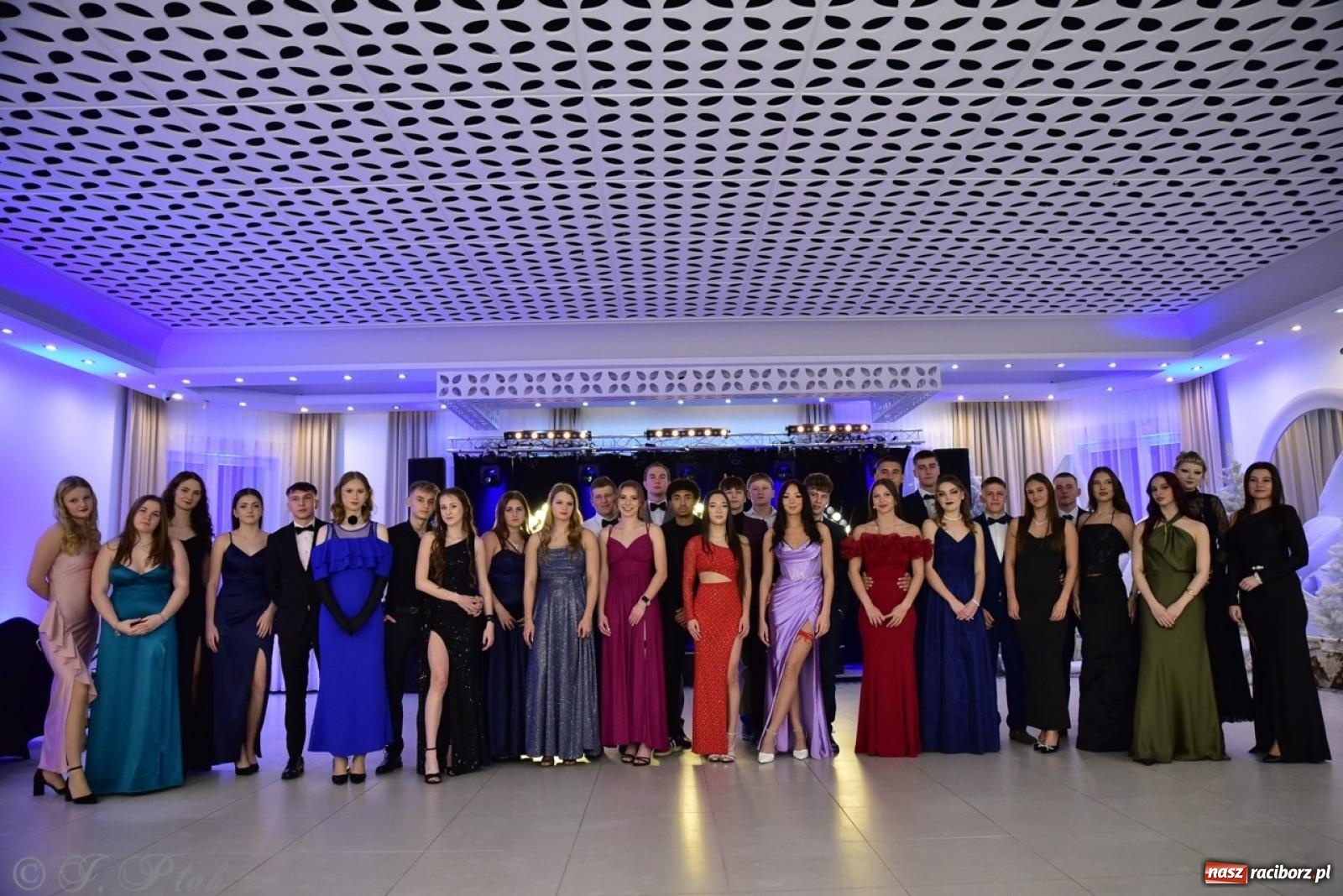 Zdjęcie w galerii na portalu naszraciborz.pl: Studniówka ZSOMS w Raciborzu na bis! [FOTO] wiadomości z regionu