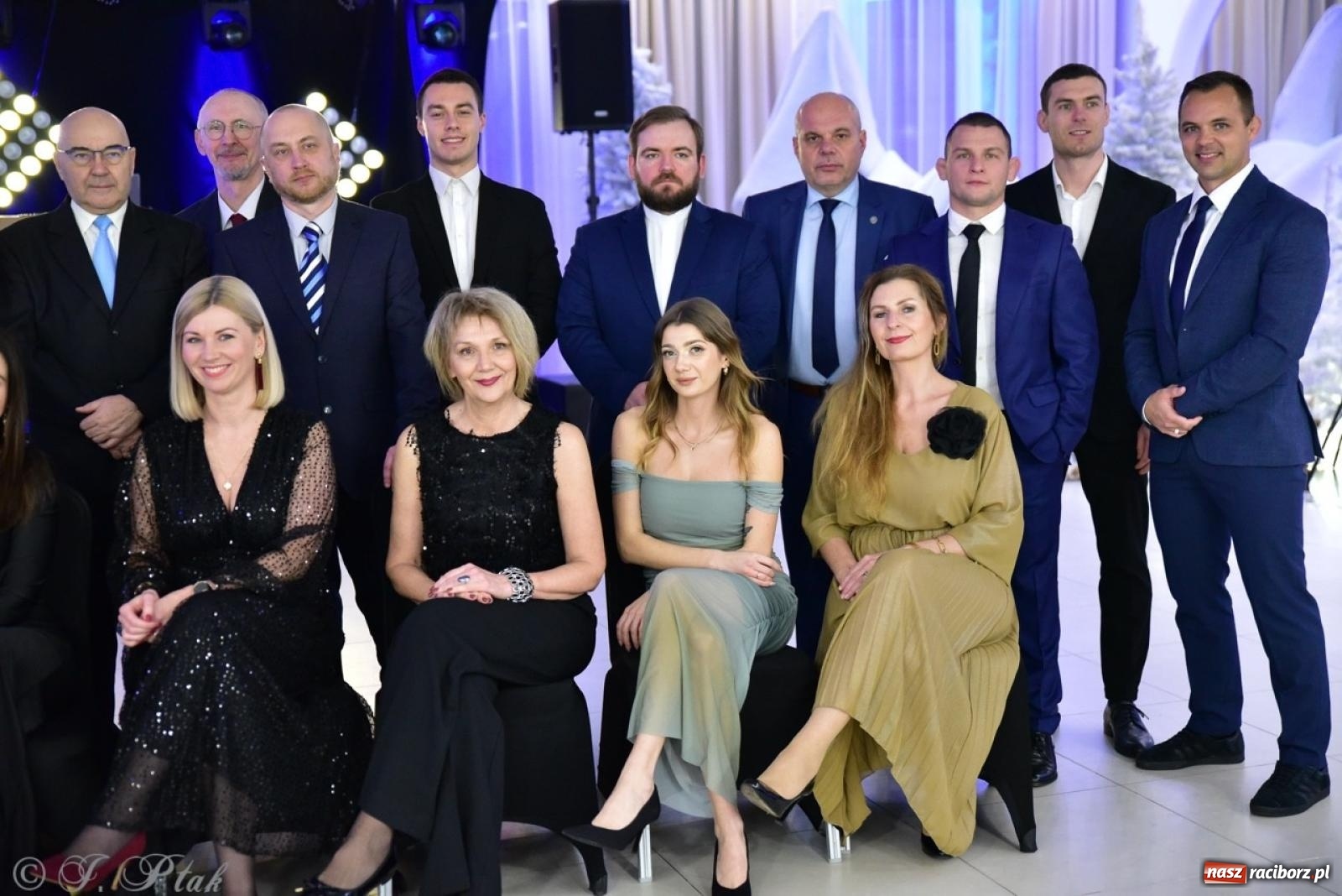 Zdjęcie w galerii na portalu naszraciborz.pl: Studniówka ZSOMS w Raciborzu na bis! [FOTO] wiadomości z regionu