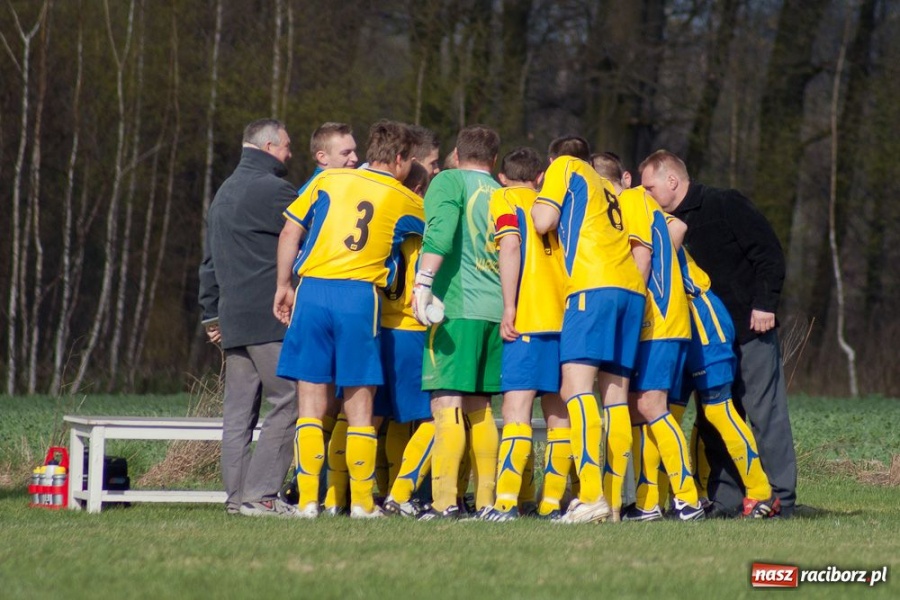 Zdjęcie w galerii na portalu naszraciborz.pl: W Markowicach podział punktów wiadomości z regionu