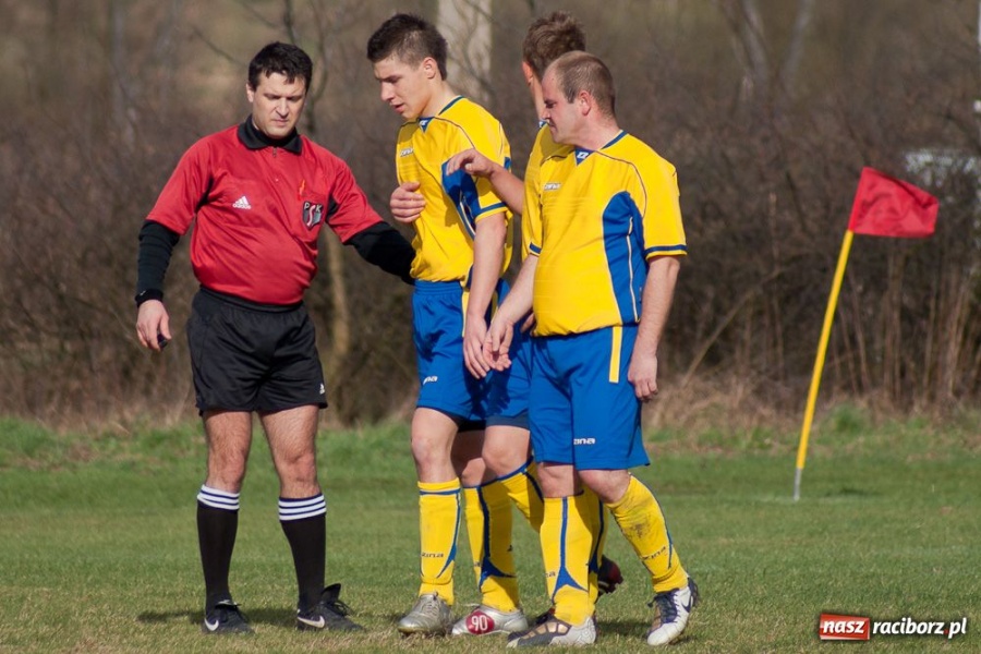 Zdjęcie w galerii na portalu naszraciborz.pl: W Markowicach podział punktów wiadomości z regionu