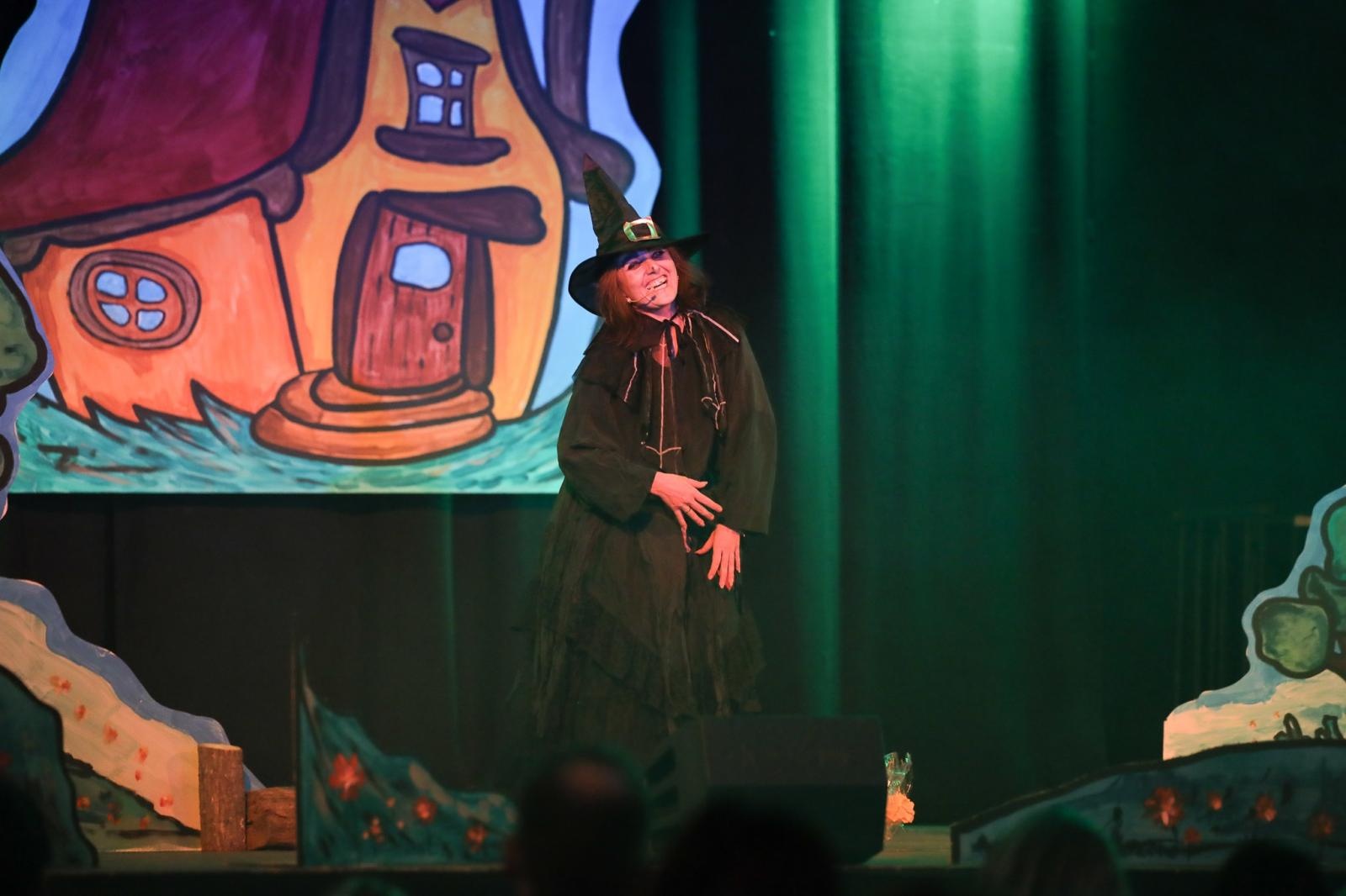 Zdjęcie w galerii na portalu naszraciborz.pl: Hit RCK po raz trzeci! Jaś i Małgosia zapraszają na familijny spektakl! wiadomości z regionu