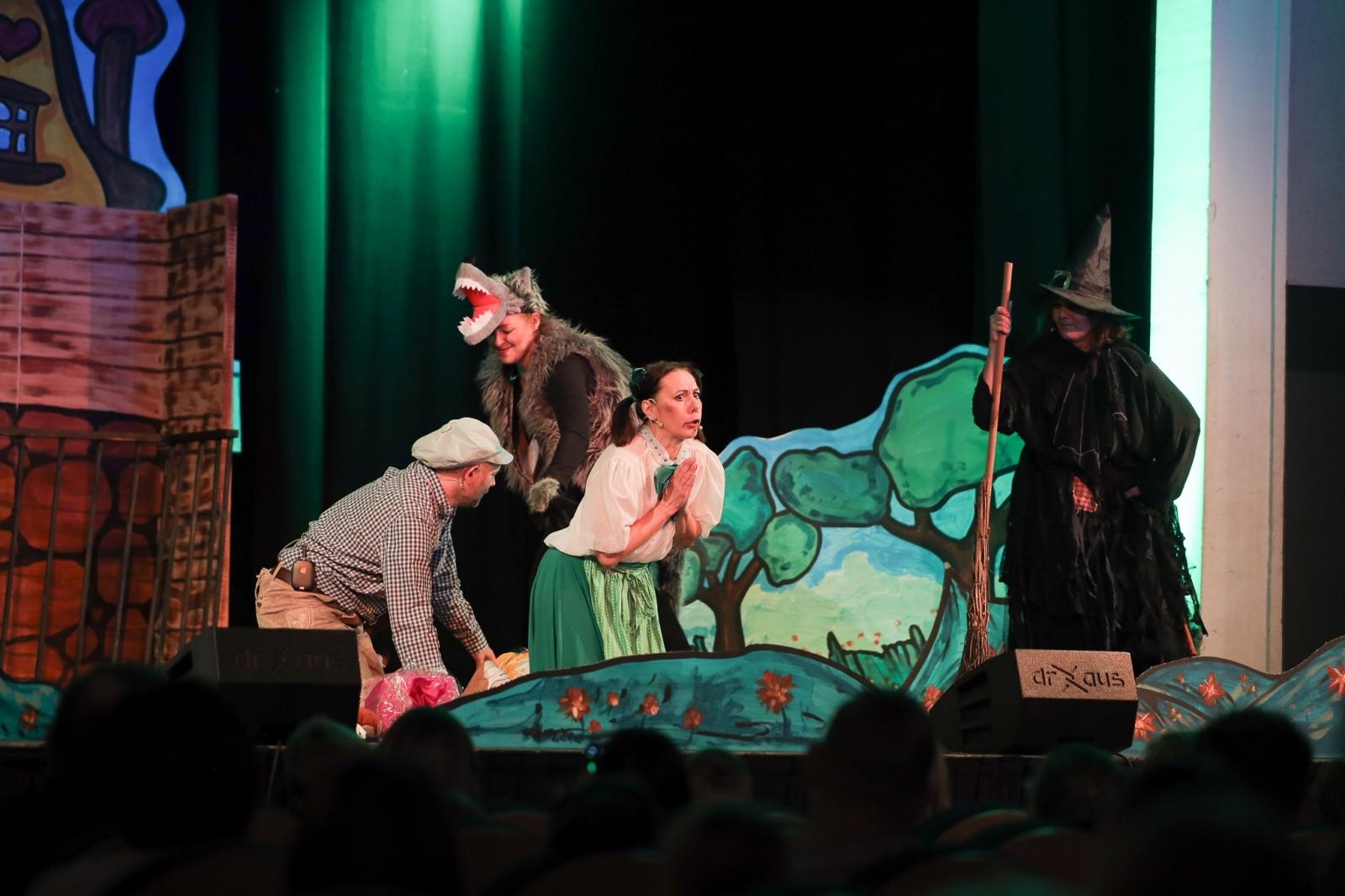 Zdjęcie w galerii na portalu naszraciborz.pl: Hit RCK po raz trzeci! Jaś i Małgosia zapraszają na familijny spektakl! wiadomości z regionu