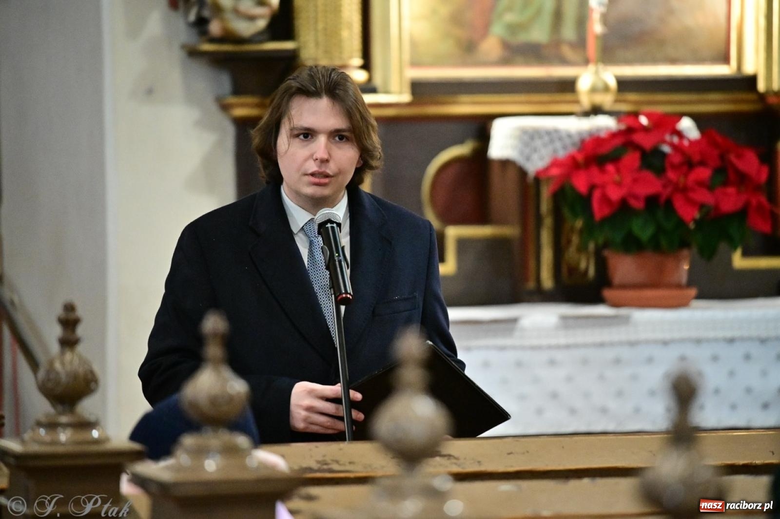 Zdjęcie w galerii na portalu naszraciborz.pl: Koncert kolęd i pastorałek w farnym – muzyczna uczta w Raciborzu wiadomości z regionu