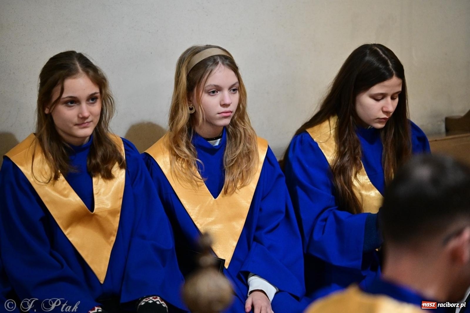 Zdjęcie w galerii na portalu naszraciborz.pl: Koncert kolęd i pastorałek w farnym – muzyczna uczta w Raciborzu wiadomości z regionu