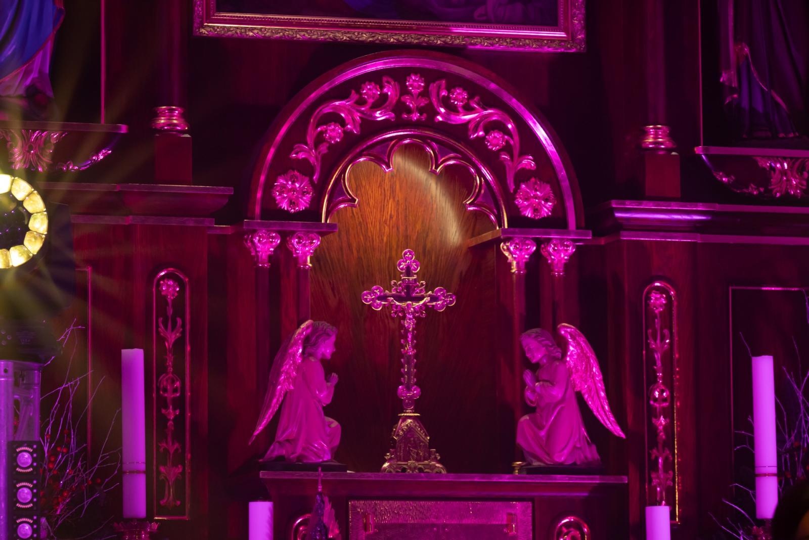 Zdjęcie w galerii na portalu naszraciborz.pl: Kolędy i jubileusz – wyjątkowy koncert w 100-letnim kościele w Owsiszczach wiadomości z regionu