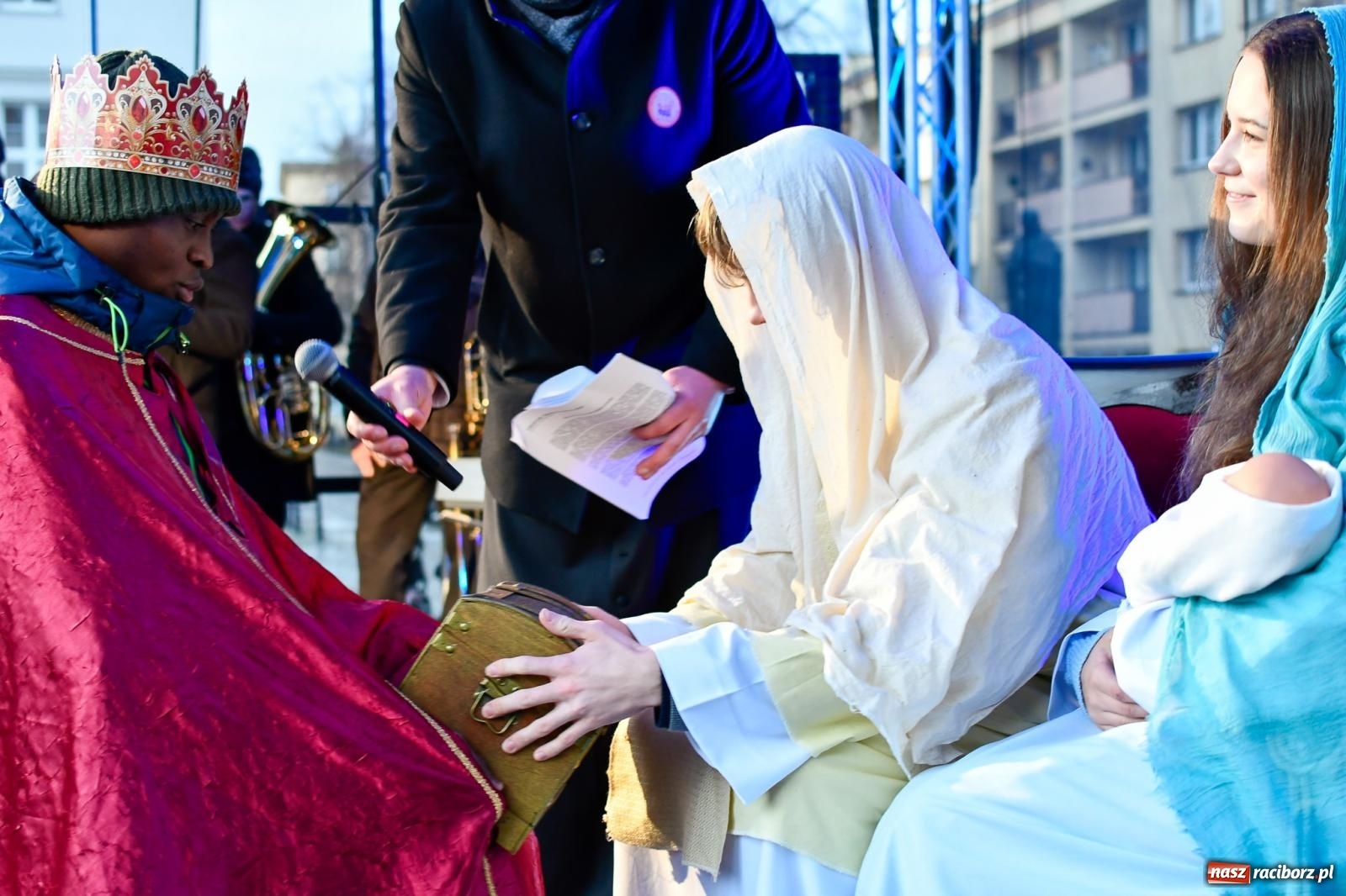 Zdjęcie w galerii na portalu naszraciborz.pl: Raciborski Orszak Trzech Króli przeszedł ulicami miasta [FOTO i WIDEO] wiadomości z regionu