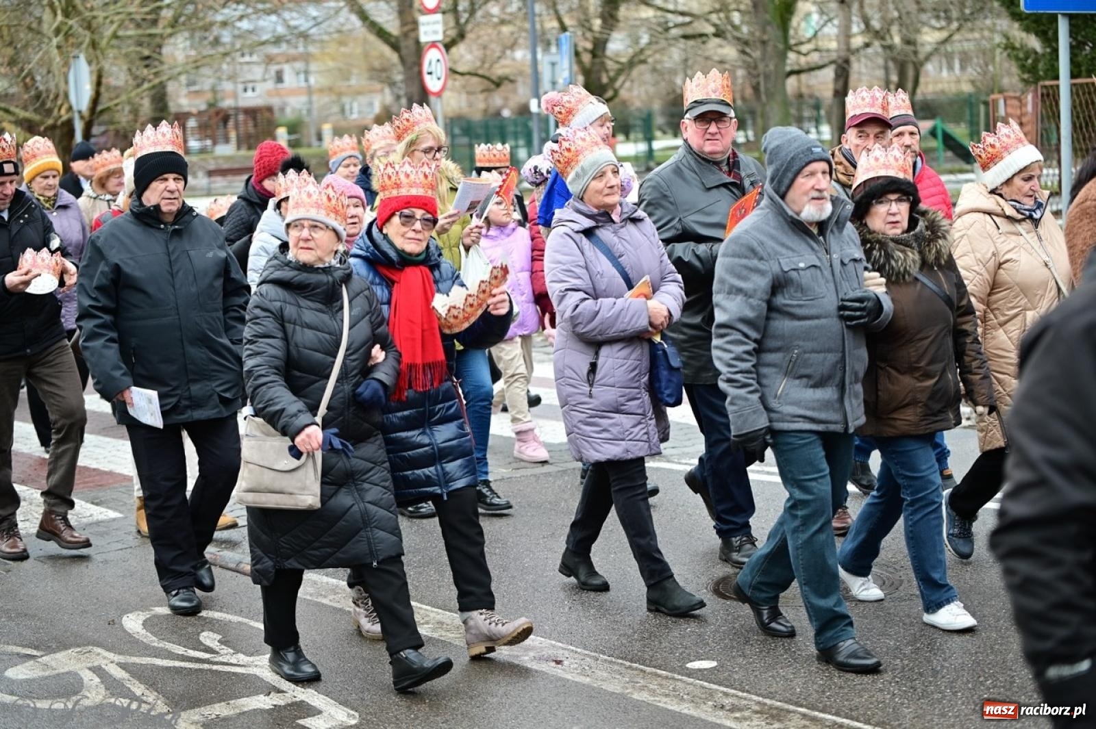Zdjęcie w galerii na portalu naszraciborz.pl: Raciborski Orszak Trzech Króli przeszedł ulicami miasta [FOTO i WIDEO] wiadomości z regionu