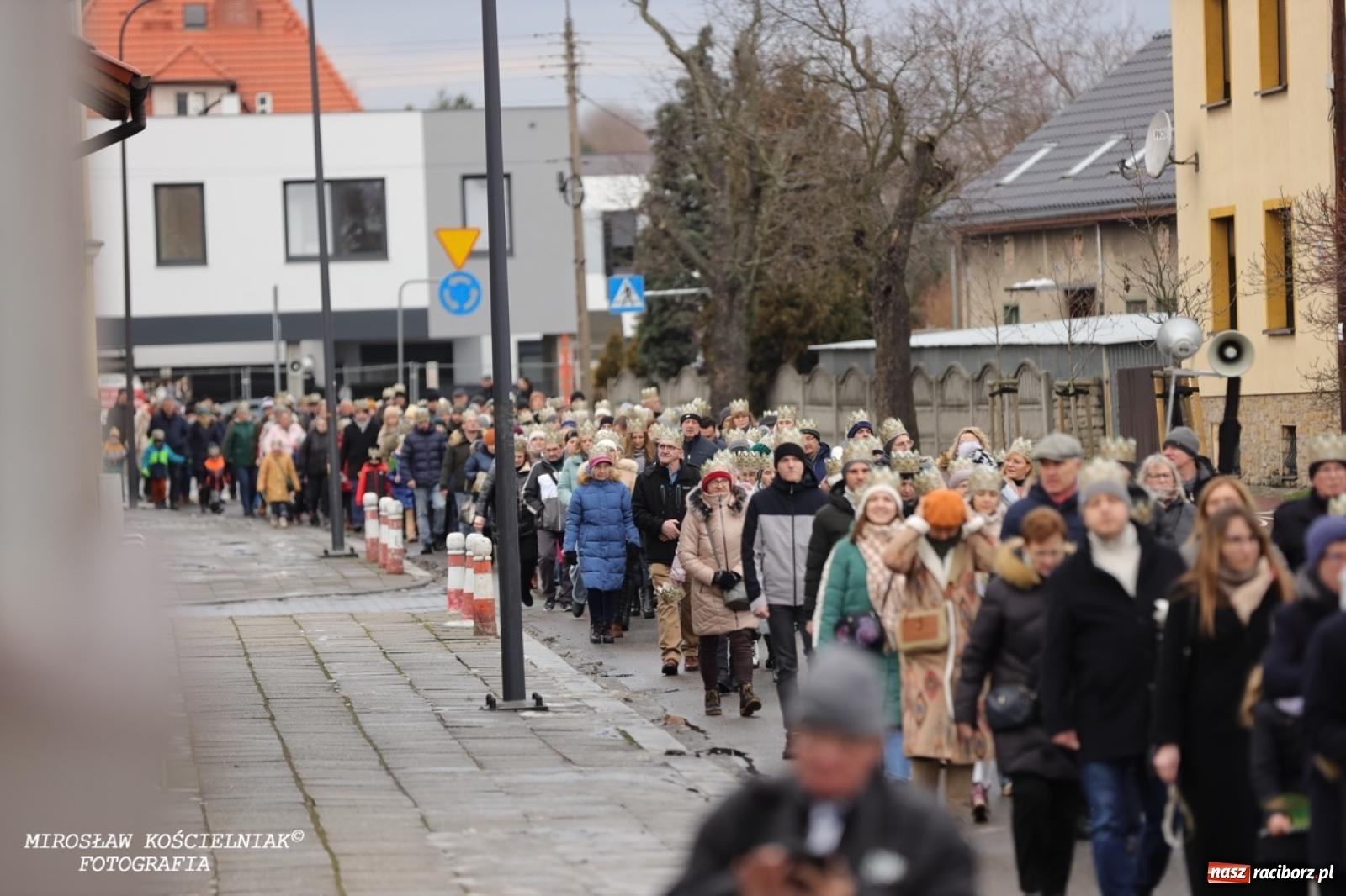 Zdjęcie w galerii na portalu naszraciborz.pl: Raciborski Orszak Trzech Króli przeszedł ulicami miasta [FOTO i WIDEO] wiadomości z regionu