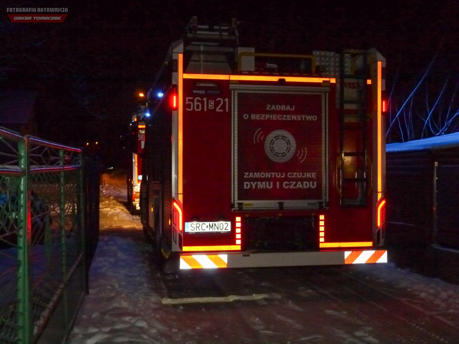 Zdjęcie w galerii na portalu naszraciborz.pl: Cztery zastępy w akcji w Babicach. Paliła się wiata, zagrożony był kurnik [FOTO] wiadomości z regionu