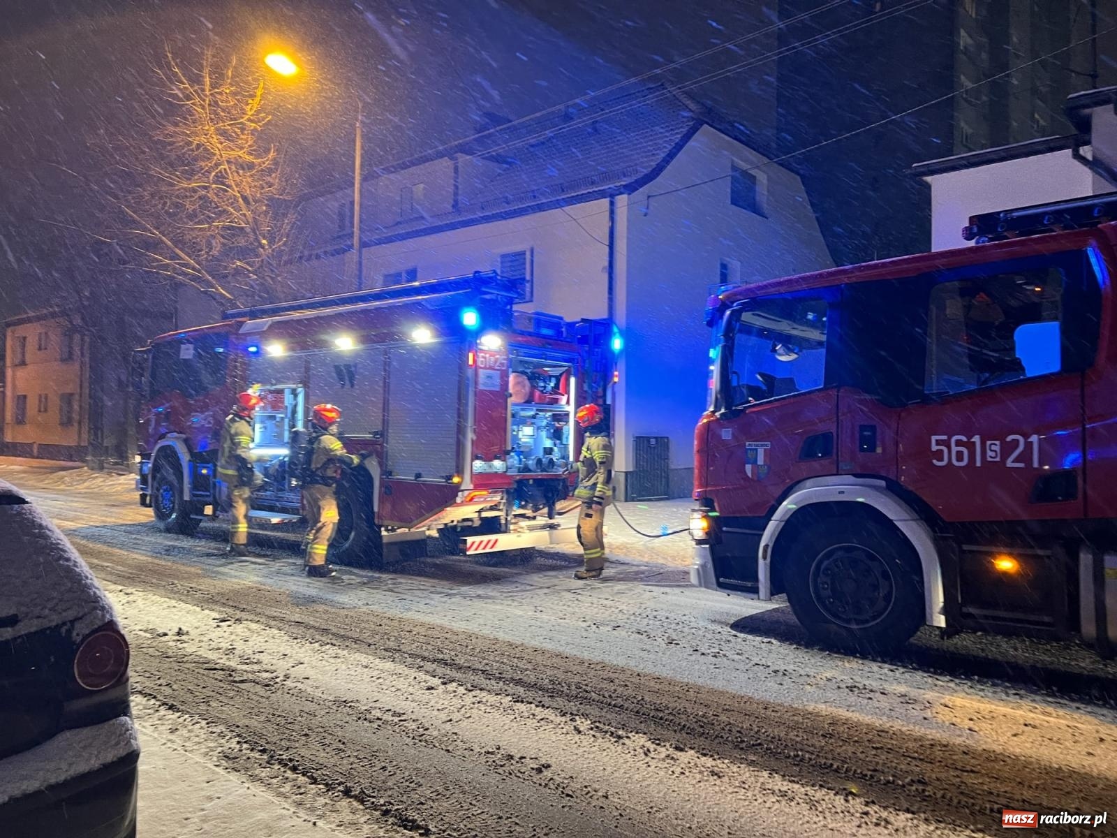 Zdjęcie w galerii na portalu naszraciborz.pl: Niebezpieczne zdarzenie w garażu przy Ocickiej [FOTO] wiadomości z regionu