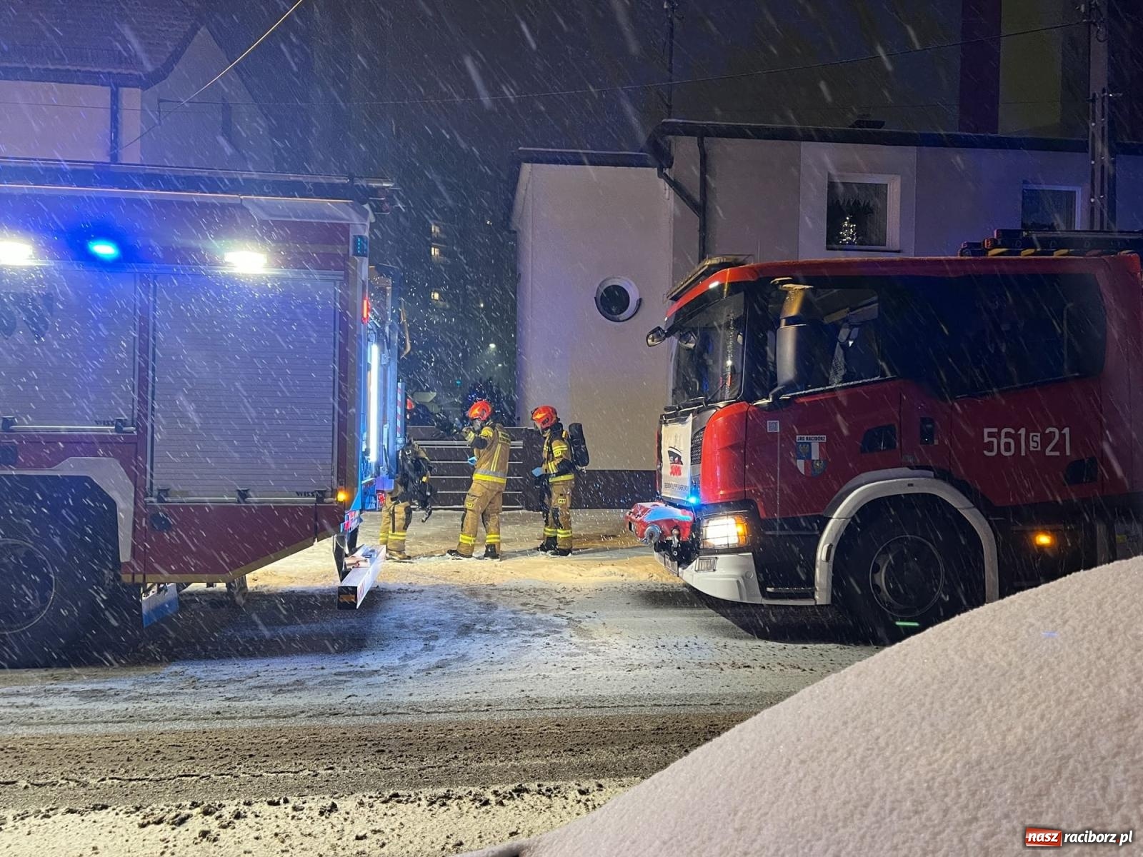 Zdjęcie w galerii na portalu naszraciborz.pl: Niebezpieczne zdarzenie w garażu przy Ocickiej [FOTO] wiadomości z regionu