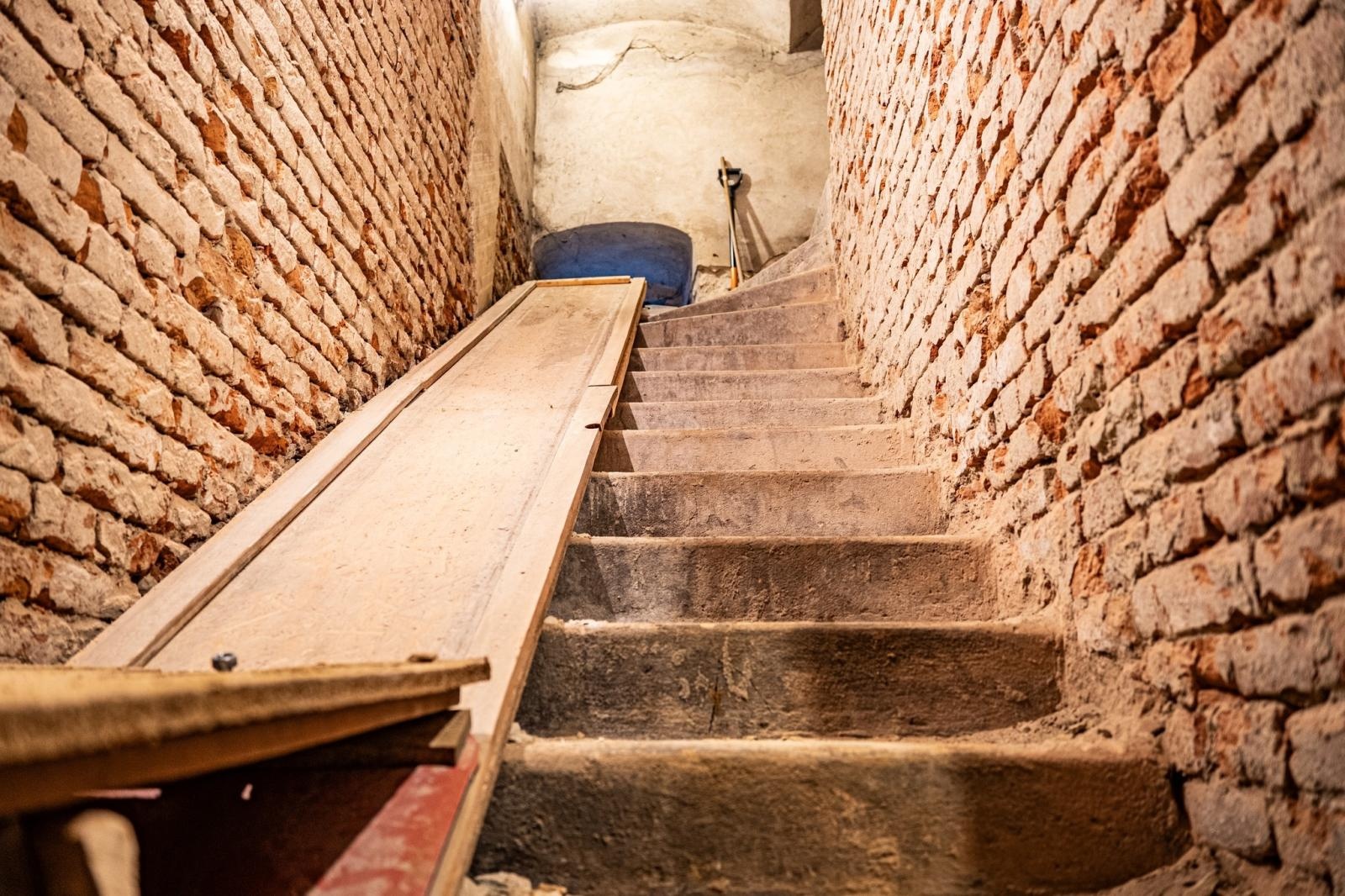 Zdjęcie w galerii na portalu naszraciborz.pl: Sensacyjne odkrycie w piwnicy raciborskiego muzeum! wiadomości z regionu