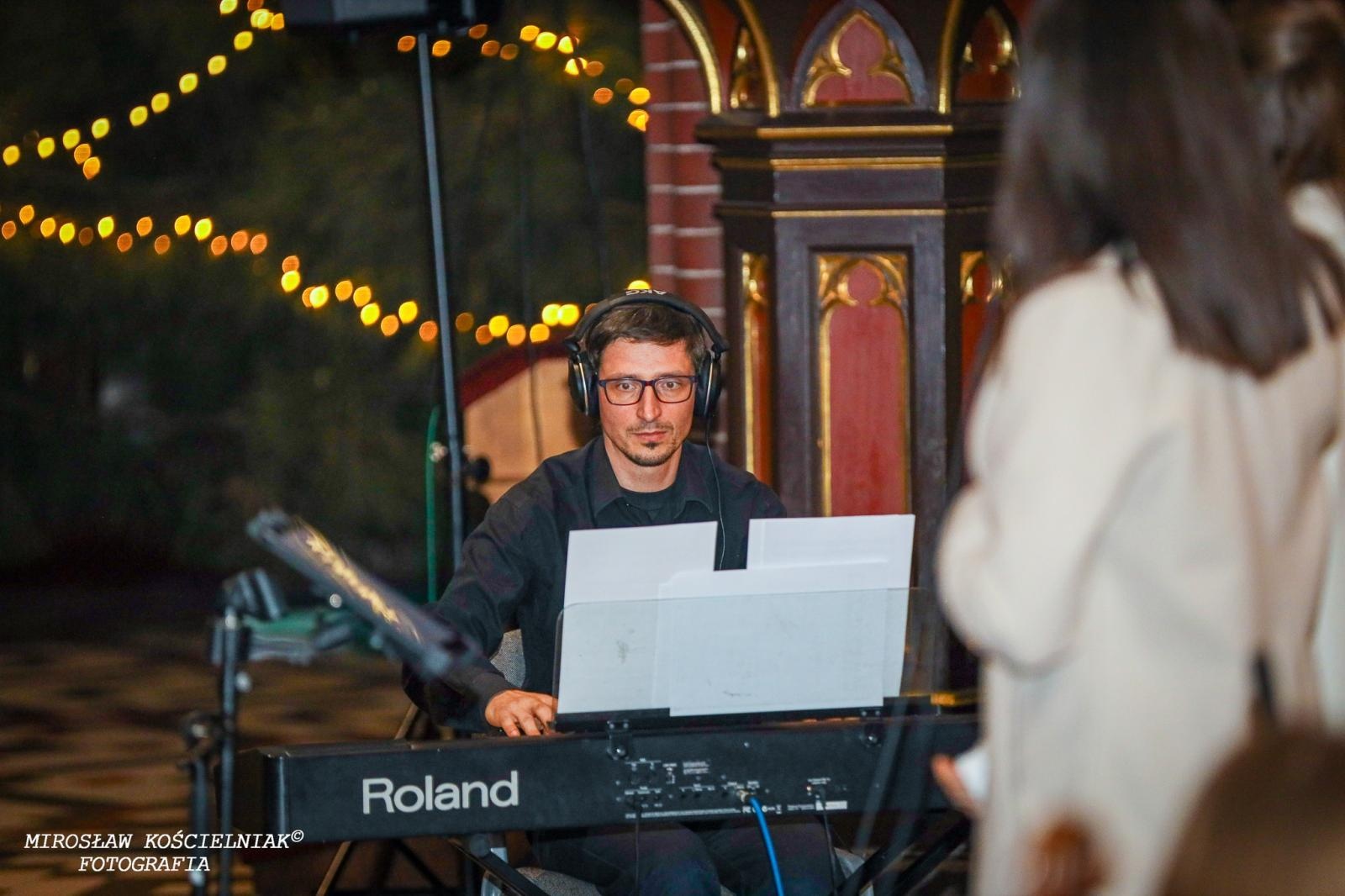 Zdjęcie w galerii na portalu naszraciborz.pl: Przednutki. Koncert kolęd w kościele św. Mikołaja [FOTO i WIDEO] wiadomości z regionu