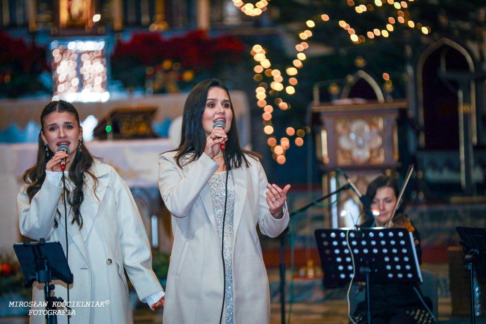 Zdjęcie w galerii na portalu naszraciborz.pl: Przednutki. Koncert kolęd w kościele św. Mikołaja [FOTO i WIDEO] wiadomości z regionu