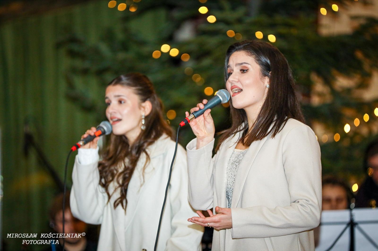 Zdjęcie w galerii na portalu naszraciborz.pl: Przednutki. Koncert kolęd w kościele św. Mikołaja [FOTO i WIDEO] wiadomości z regionu