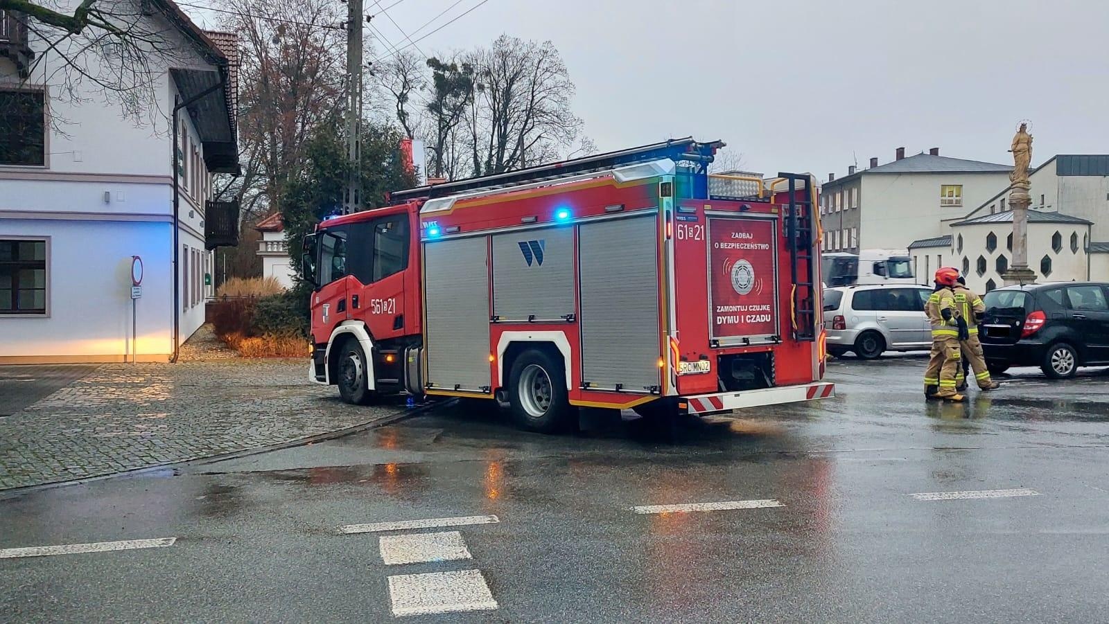 Zdjęcie w galerii na portalu naszraciborz.pl: Nieprzytomny rowerzysta w Rudach wiadomości z regionu