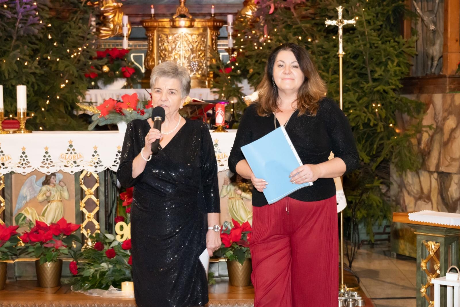 Zdjęcie w galerii na portalu naszraciborz.pl: Chór Cantate zaśpiewał w Bieńkowicach wiadomości z regionu