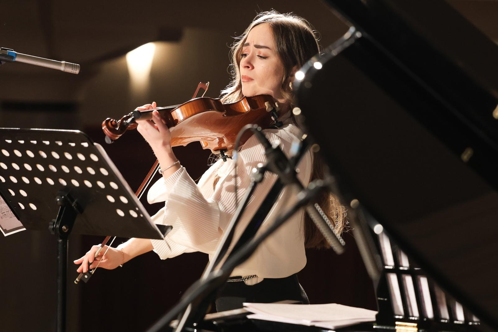 Zdjęcie w galerii na portalu naszraciborz.pl: Vivaldi, Paganini, Wieniawski, czyli SKRZYPCE na koncertach umuzykalniających w RCK wiadomości z regionu