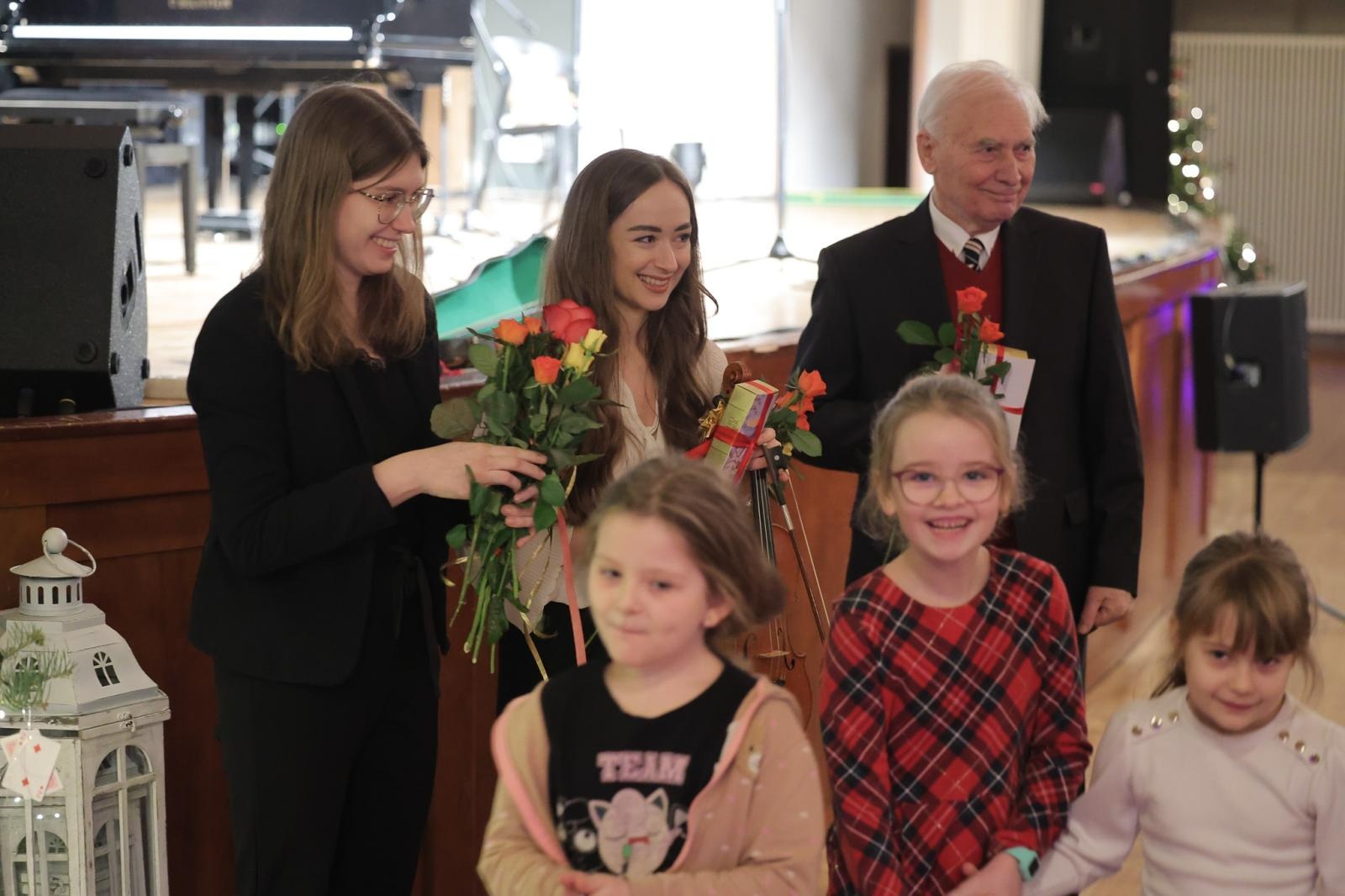 Zdjęcie w galerii na portalu naszraciborz.pl: Vivaldi, Paganini, Wieniawski, czyli SKRZYPCE na koncertach umuzykalniających w RCK wiadomości z regionu