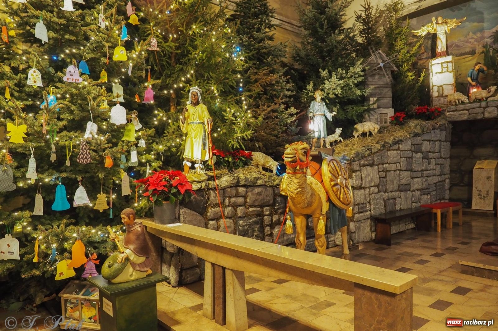 Zdjęcie w galerii na portalu naszraciborz.pl: Franciszkańskie szopki bożonarodzeniowe – tradycja i piękno także w Raciborzu wiadomości z regionu