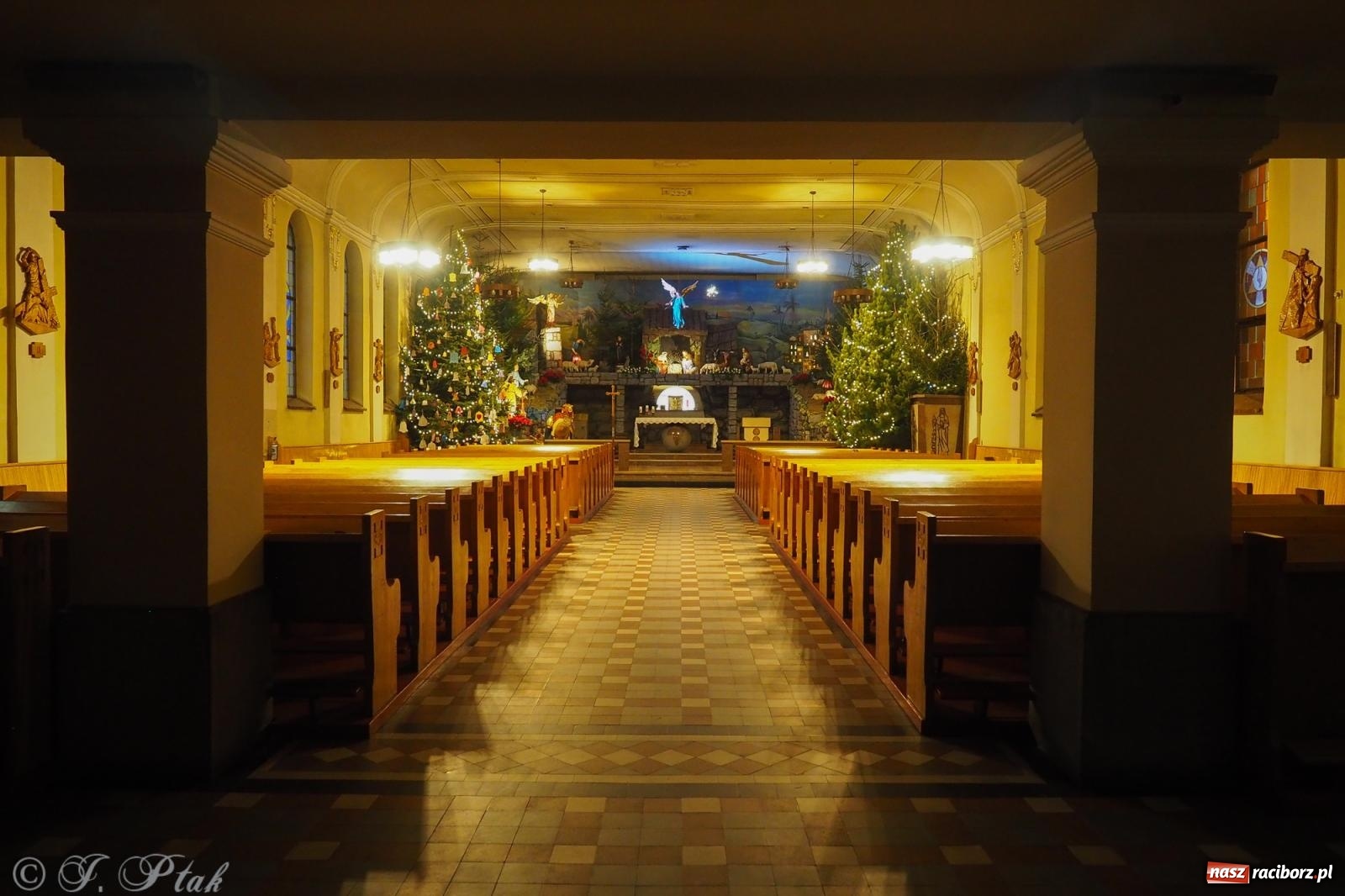 Zdjęcie w galerii na portalu naszraciborz.pl: Franciszkańskie szopki bożonarodzeniowe – tradycja i piękno także w Raciborzu wiadomości z regionu