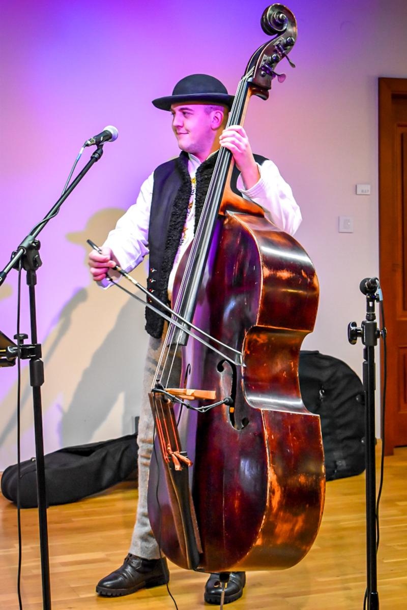 Zdjęcie w galerii na portalu naszraciborz.pl: Góralskie kolędy na zamku – noworoczne spotkanie Środowiskowego Domu Samopomocy wiadomości z regionu