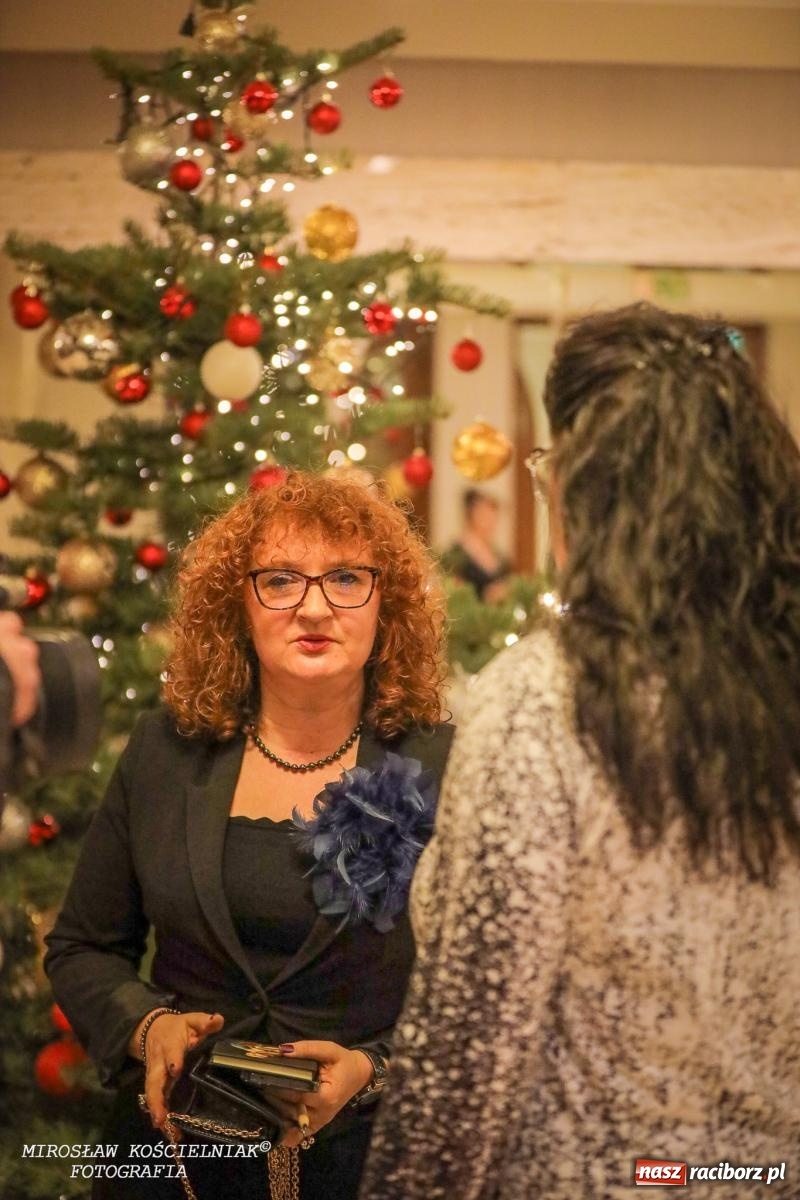 Zdjęcie w galerii na portalu naszraciborz.pl: Koncert Noworoczny w RCK. Zapraszali starosta i prezydent [FOTO i WIDEO] wiadomości z regionu