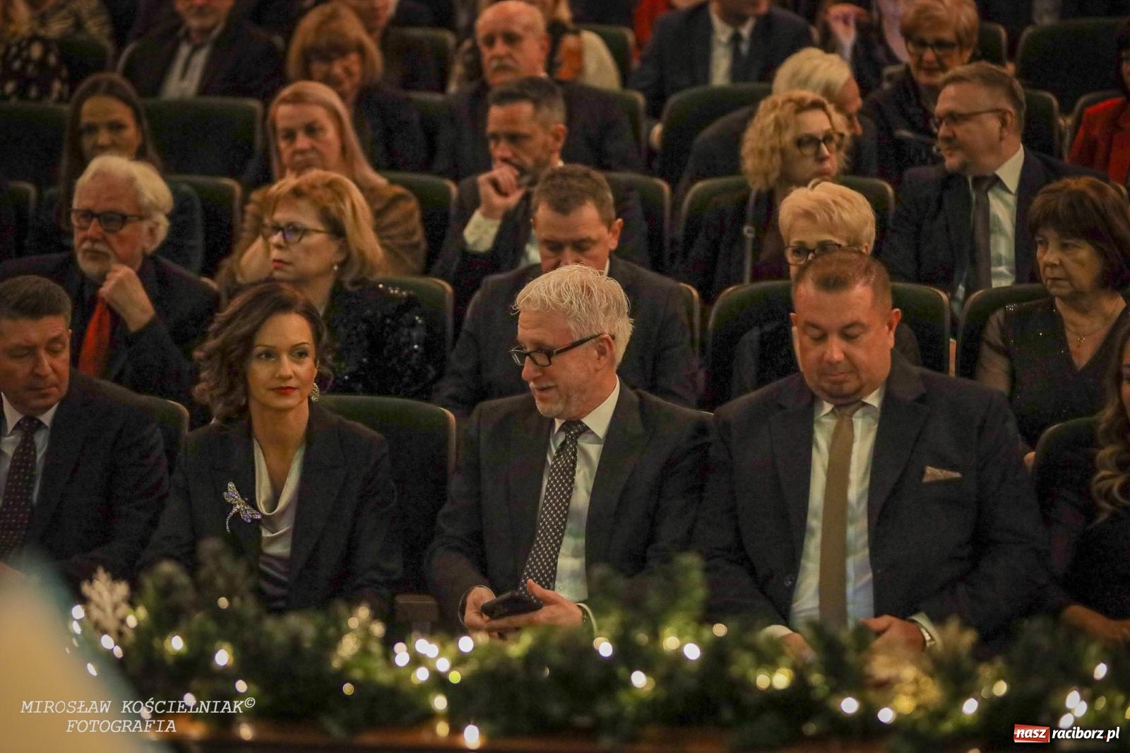 Zdjęcie w galerii na portalu naszraciborz.pl: Koncert Noworoczny w RCK. Zapraszali starosta i prezydent [FOTO i WIDEO] wiadomości z regionu