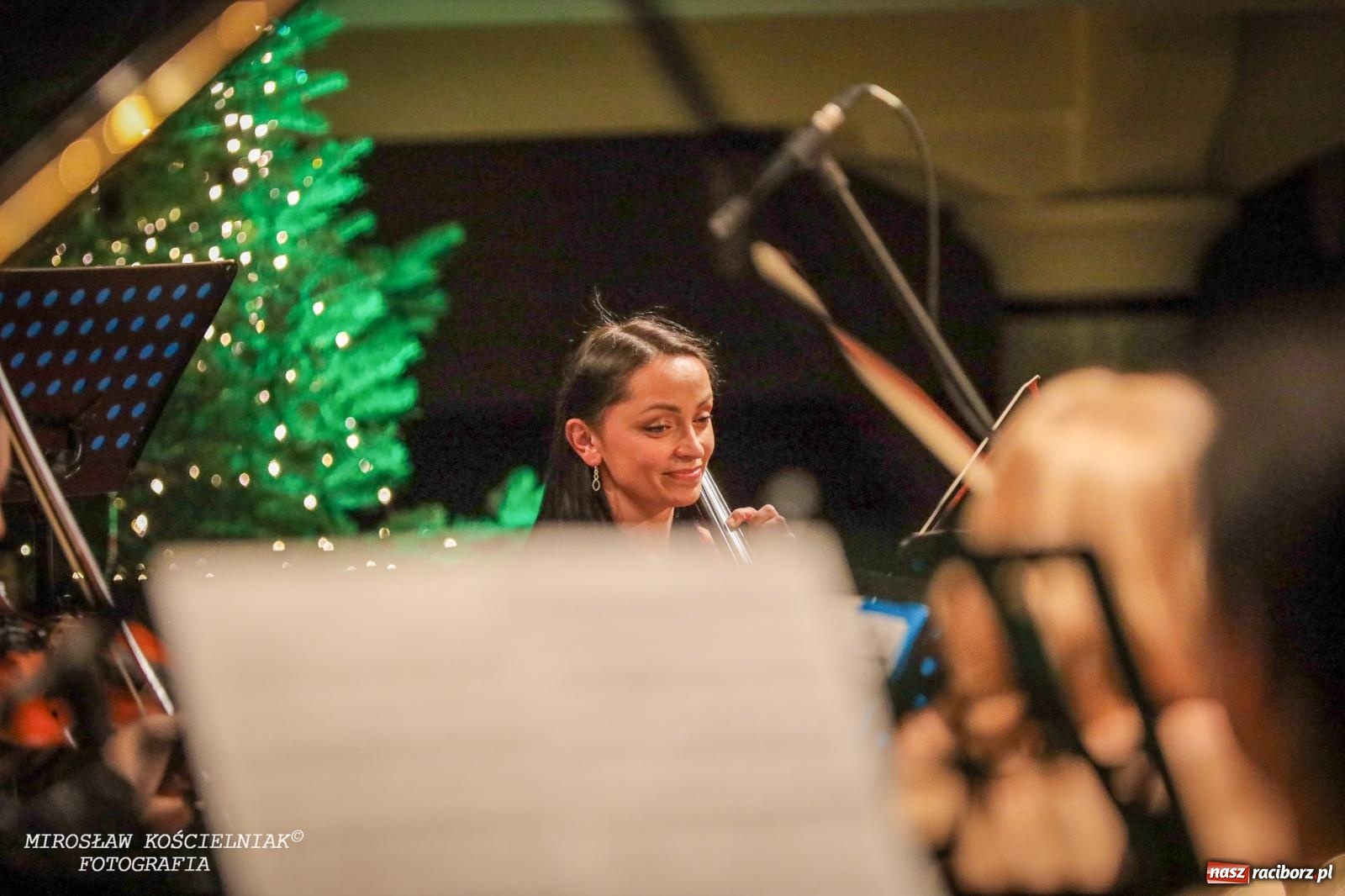 Zdjęcie w galerii na portalu naszraciborz.pl: Koncert Noworoczny w RCK. Zapraszali starosta i prezydent [FOTO i WIDEO] wiadomości z regionu