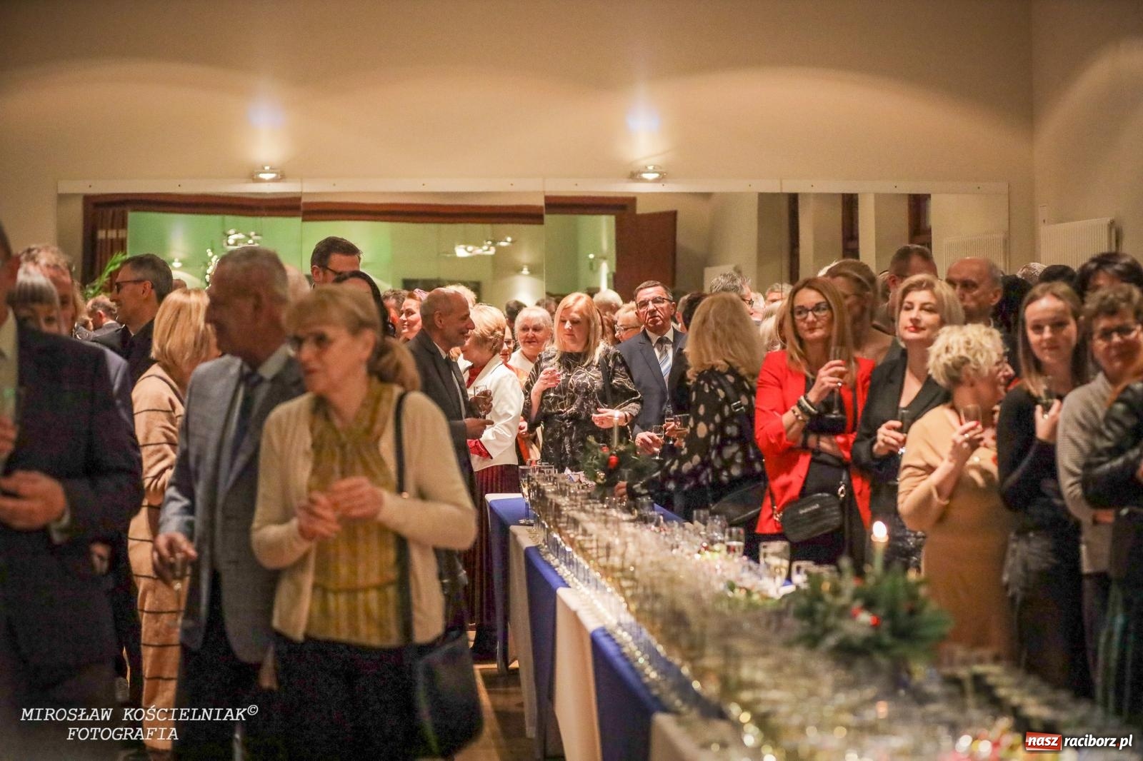 Zdjęcie w galerii na portalu naszraciborz.pl: Koncert Noworoczny w RCK. Zapraszali starosta i prezydent [FOTO i WIDEO] wiadomości z regionu